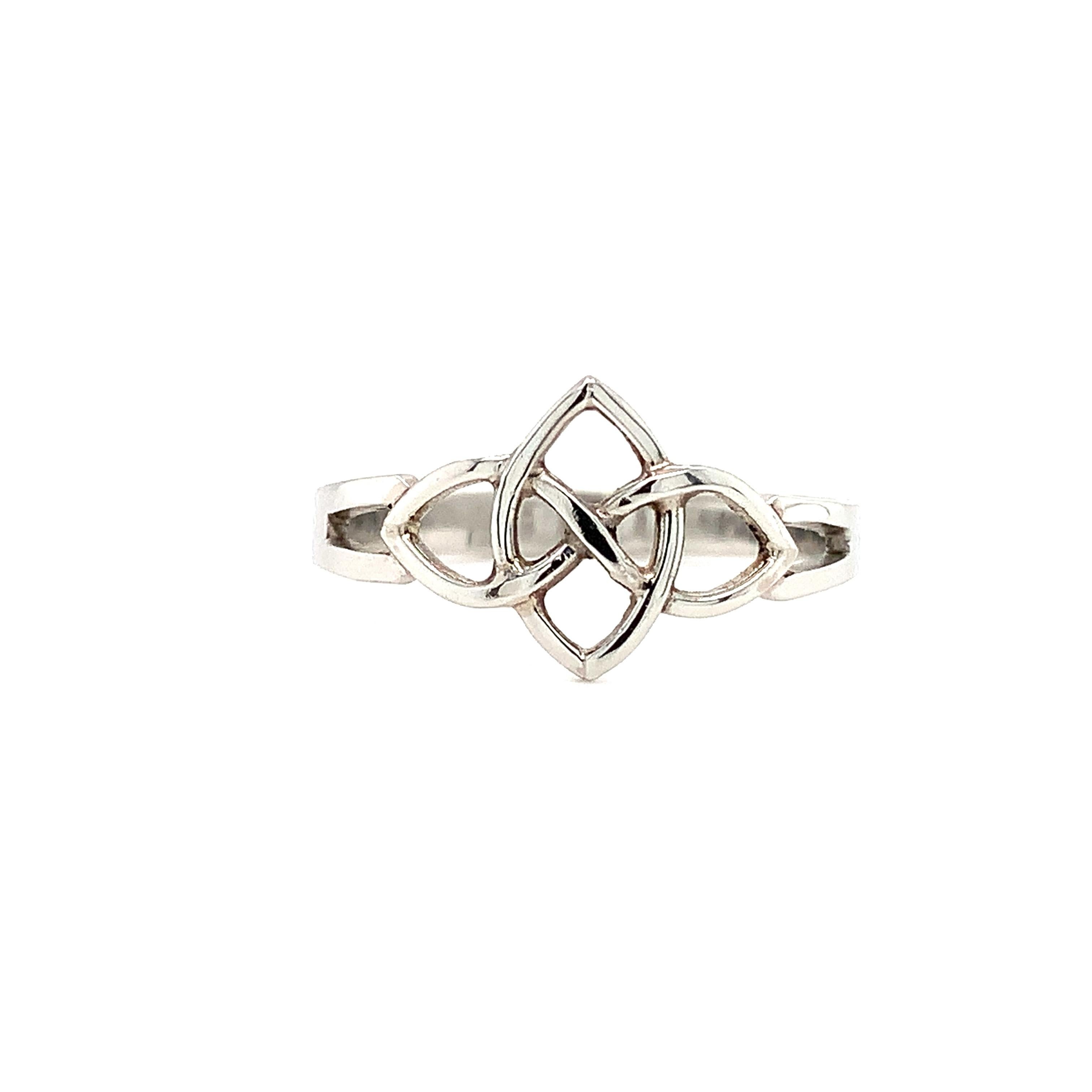 Modern Art deco antique Celtic unisex Ring Platinum For Sale