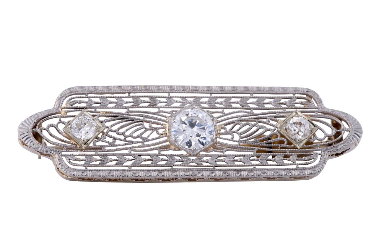 Art Deco Antique Diamond Brooch In Good Condition For Sale In North York, Ontario
