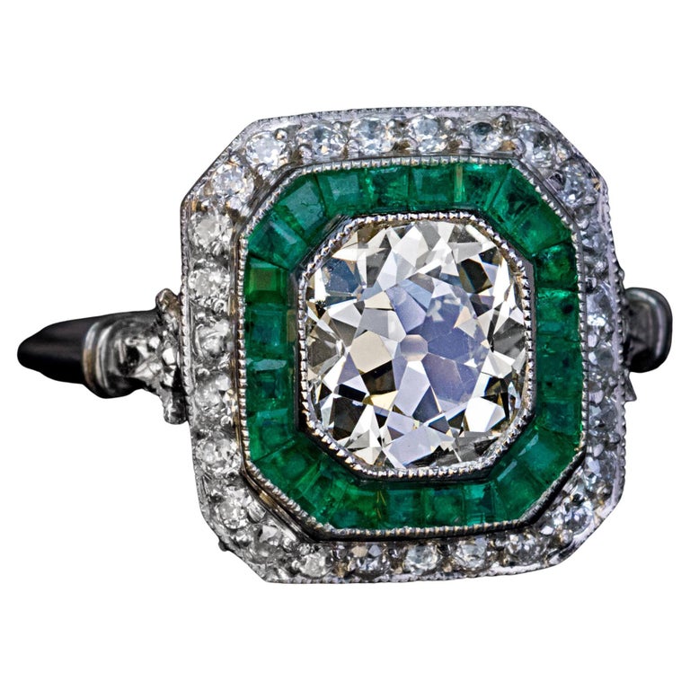 Art Deco Antique Diamond Emerald Engagement Ring For Sale at 1stDibs
