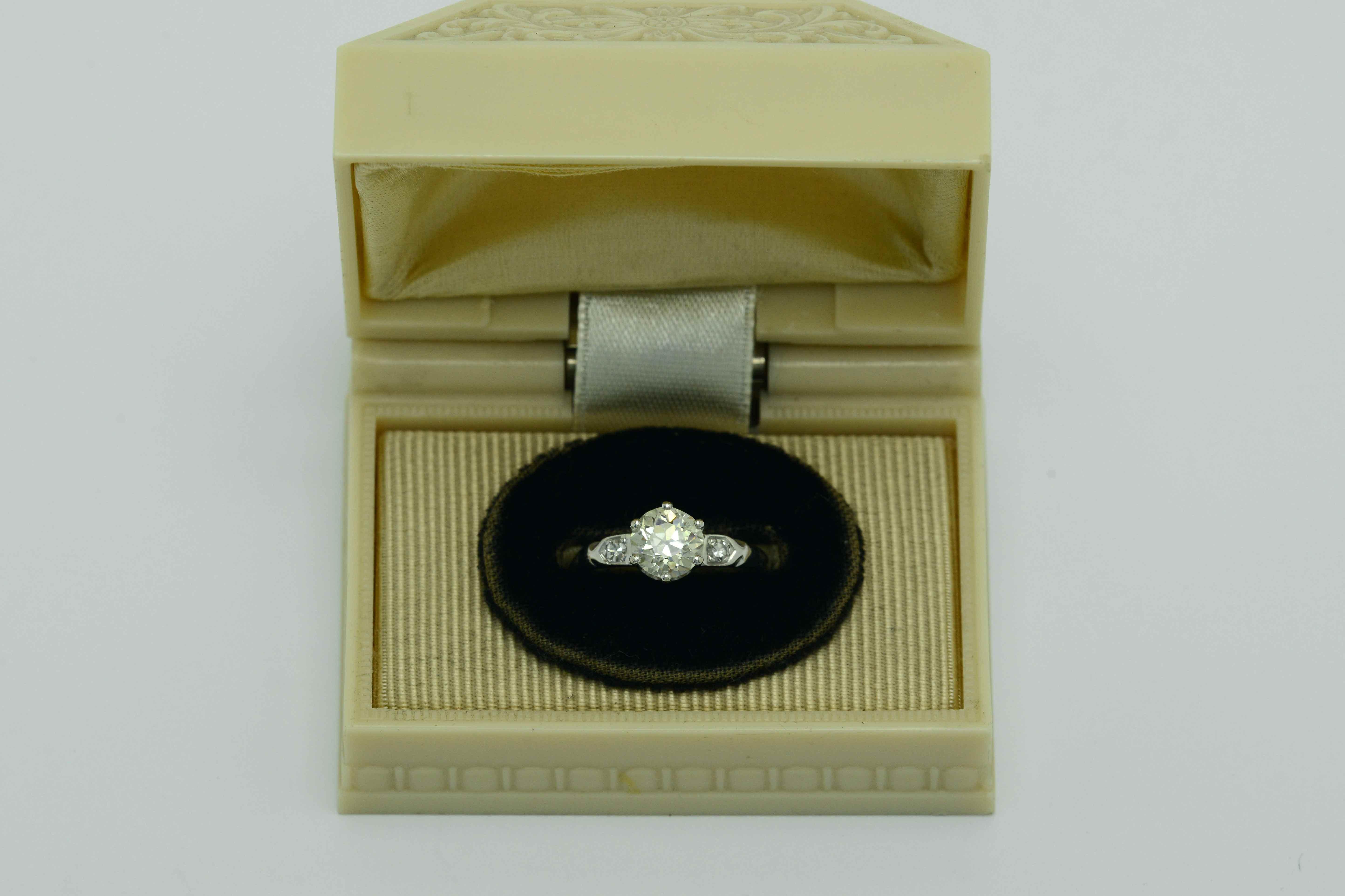 Art Deco Antique Diamond Solitaire Engagement Ring 1.24 Carat Old European Cut 2