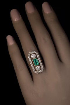 Art Deco Antique Emerald Diamond Platinum Gold Ring
