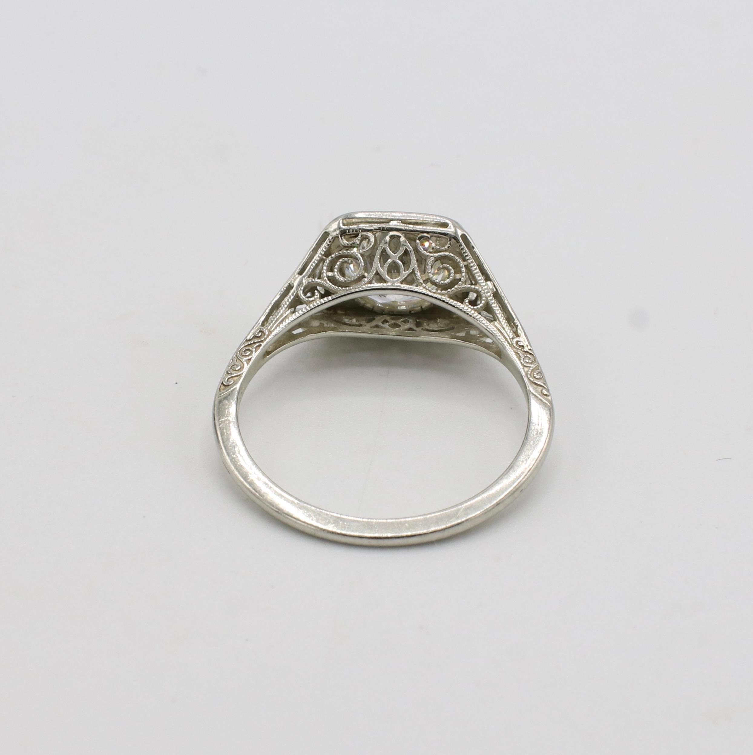 Women's Art Deco Antique Old European Cut Natural Diamond Engagement Ring For Sale