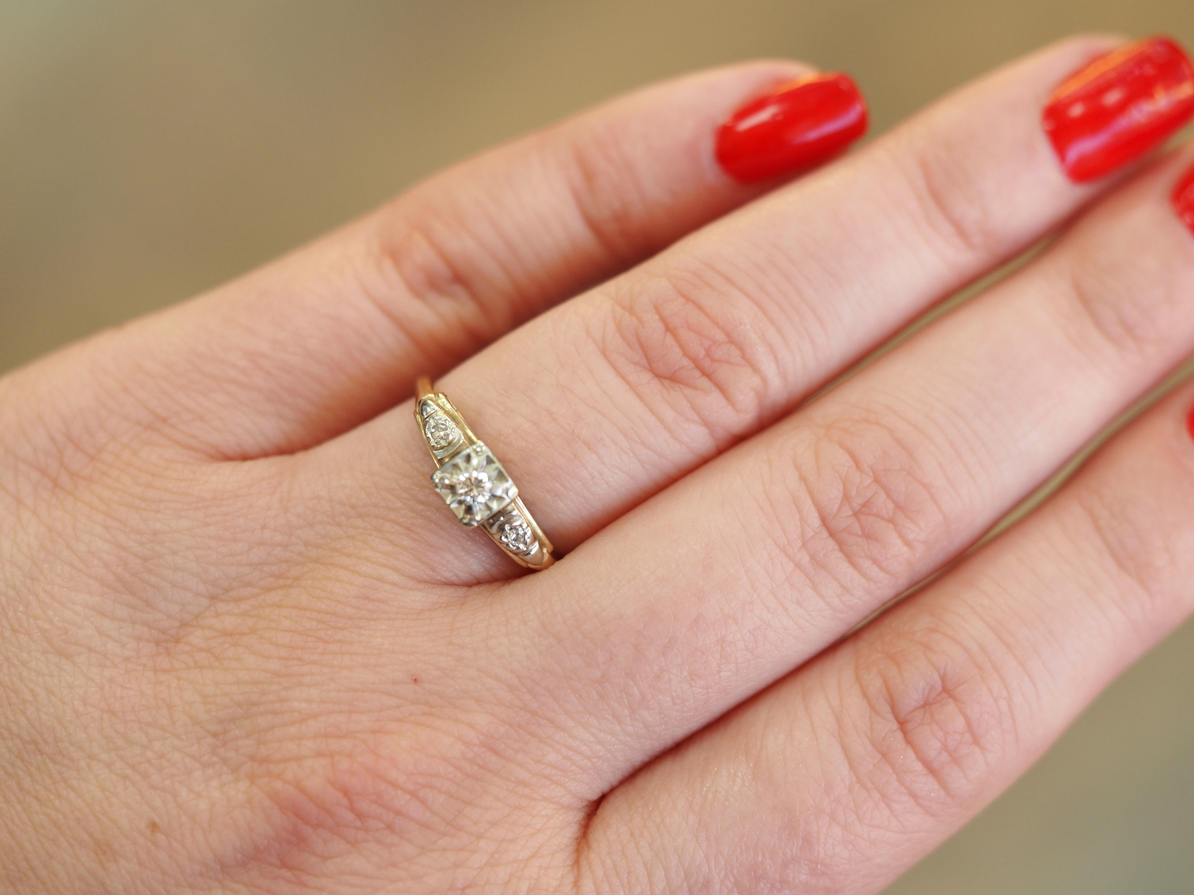 Zweifarbiger filigraner Goldring im Art déco-Stil mit antikem, altem europäischen Diamanten im Angebot 2