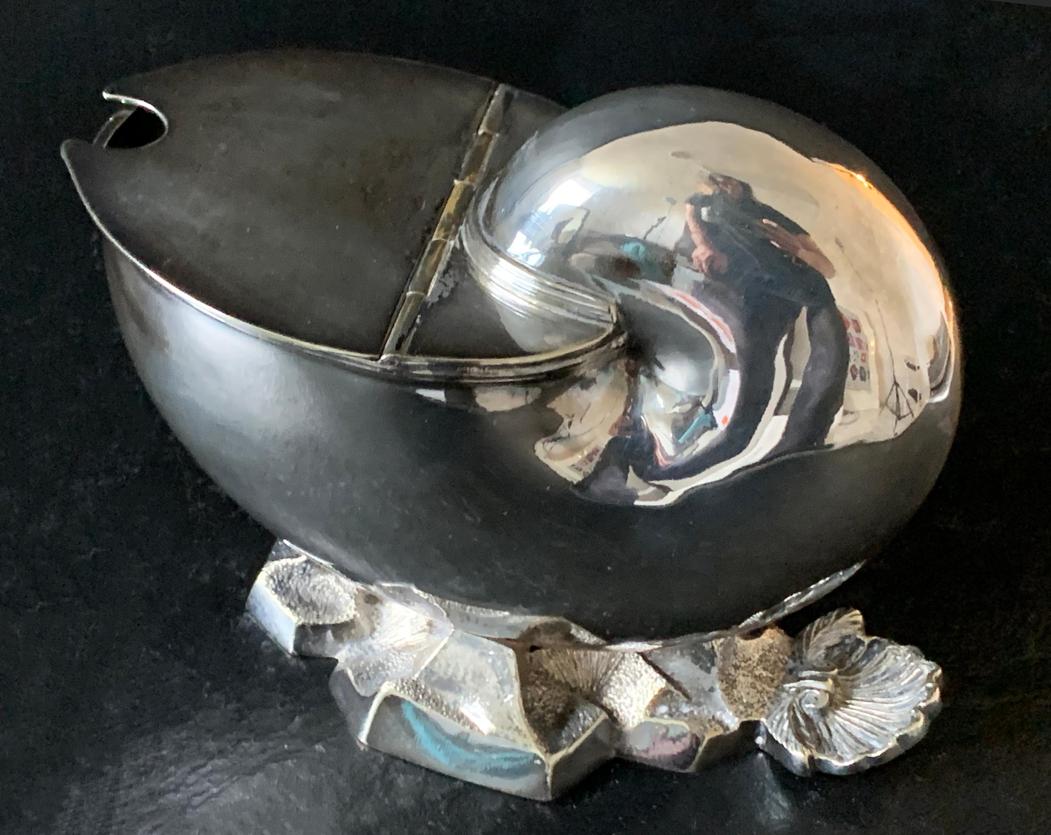 Mid-19th Century Art Deco Antique Sheffield Silver Plate Nautilus Shell Spoon Warmer, 1860