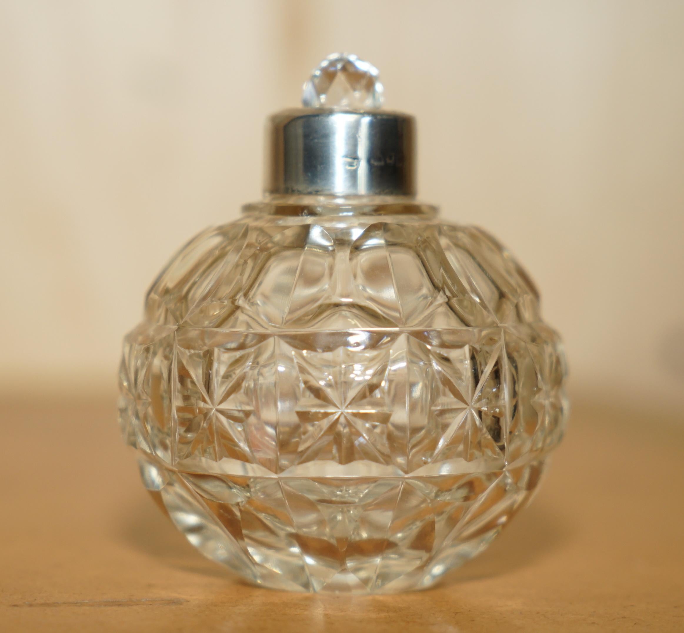 Art Deco ART DECO ANTiQUE STERLING SILVER PERFUME BOTTLE IN ROUND CUT GLASS CRYSTAL For Sale
