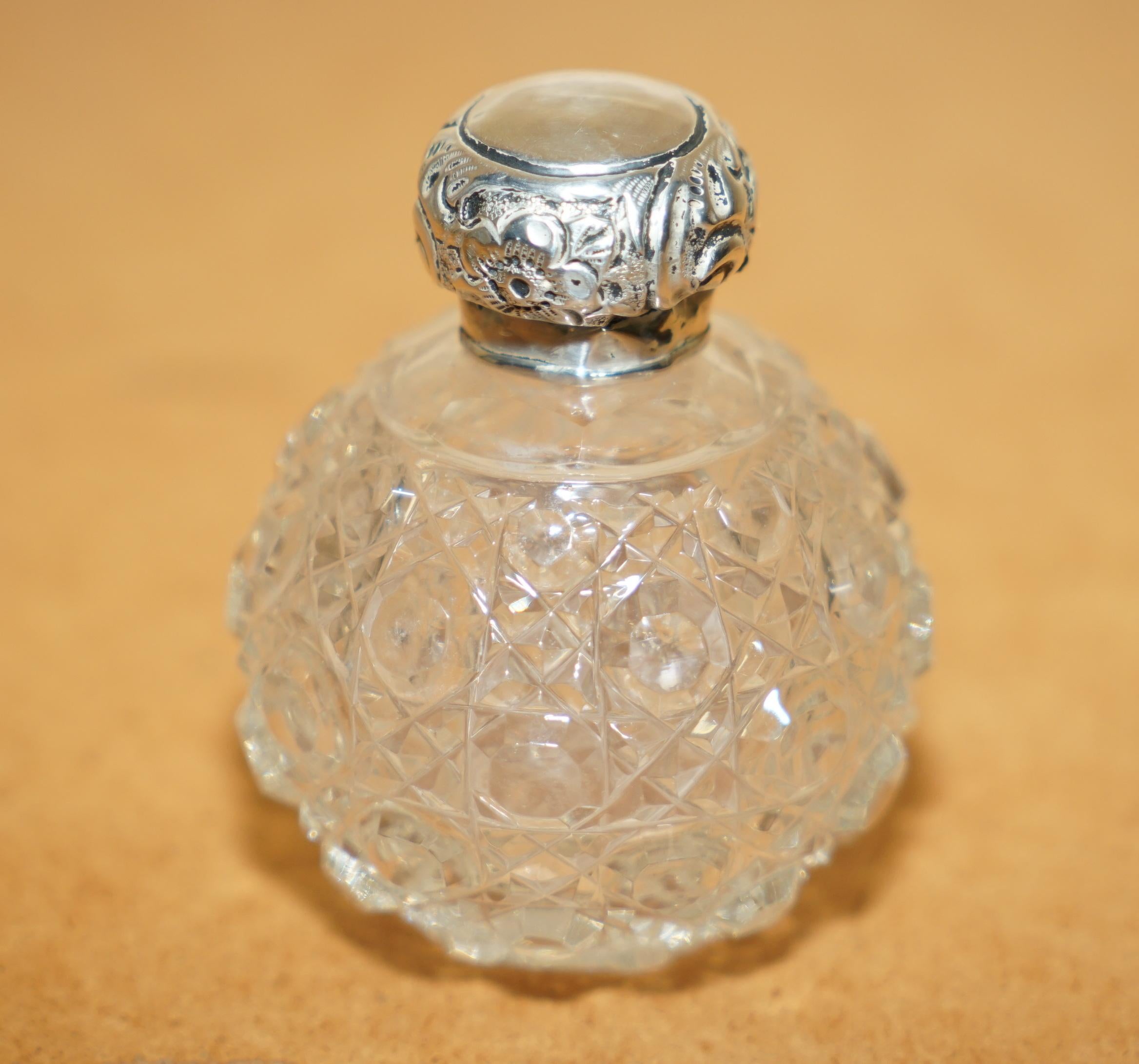 English ART DECO ANTiQUE STERLING SILVER PERFUME BOTTLE IN ROUND CUT GLASS CRYSTAL For Sale