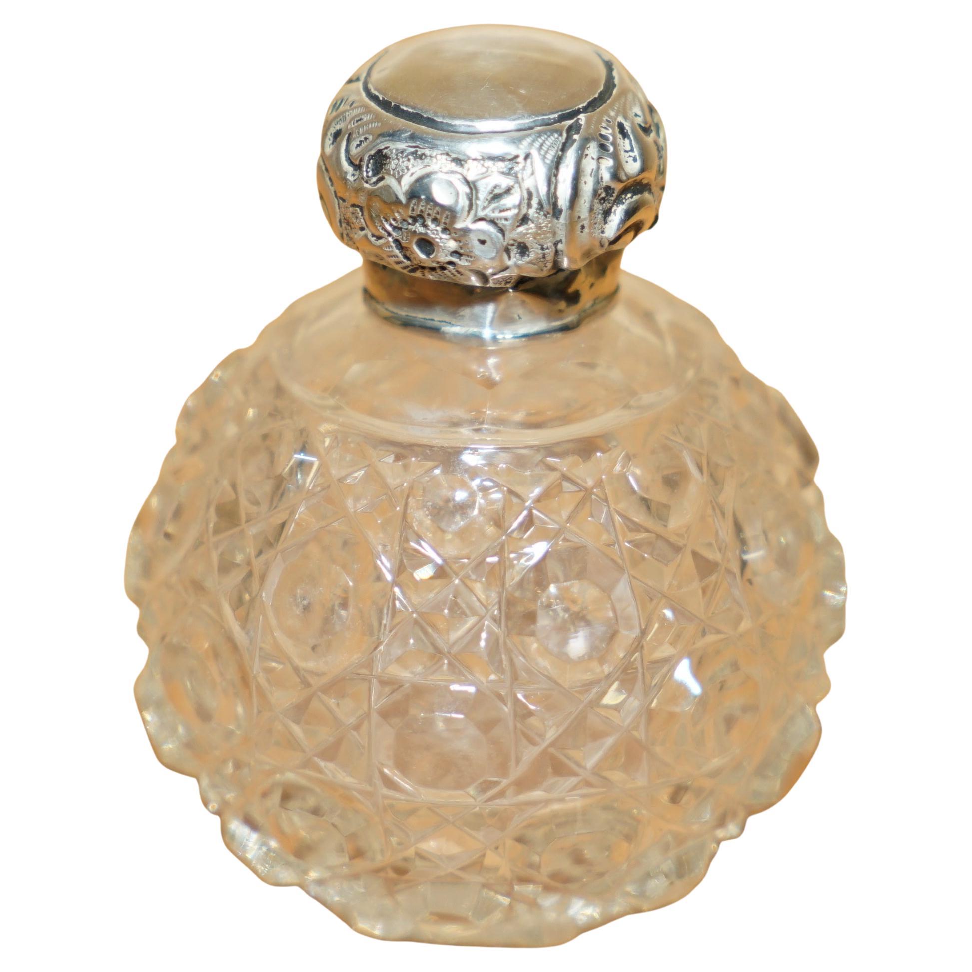 ART DECO ANTiQUE STERLING SILVER PERFUME BOTTLE IN ROUND CUT GLASS CRYSTAL