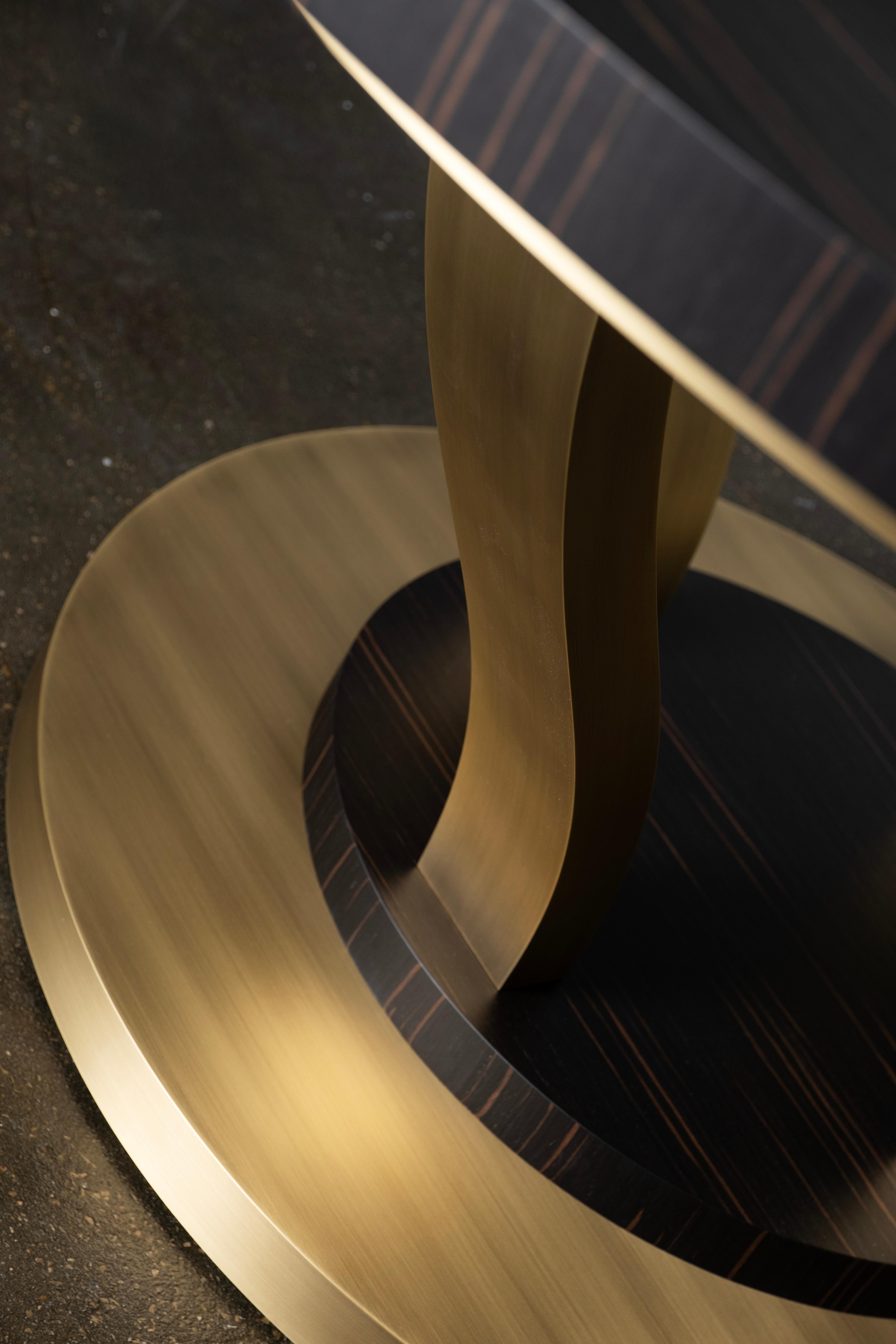 Mesa de comedor Art Decó Antuérpia, ébano de Macasar, latón, hecha a mano por Greenapple en venta 4
