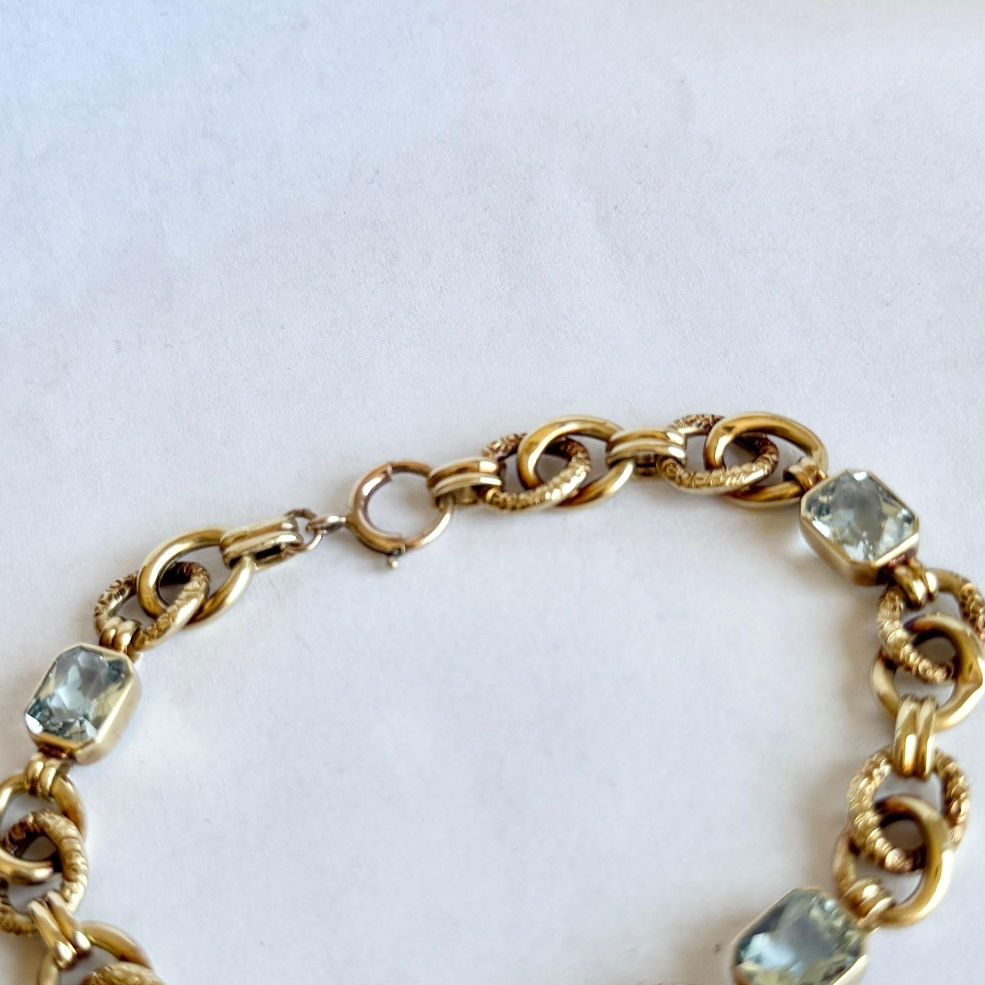 Art Deco Aquamarine 14 Carat Gold Bracelet For Sale 1