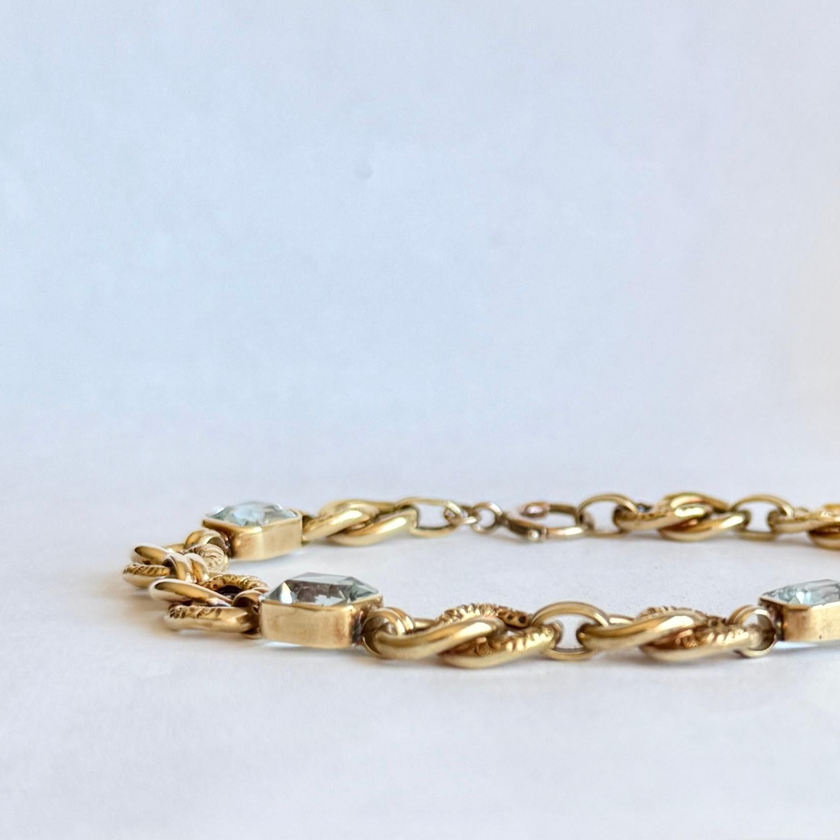 Art Deco Aquamarine 14 Carat Gold Bracelet For Sale 2