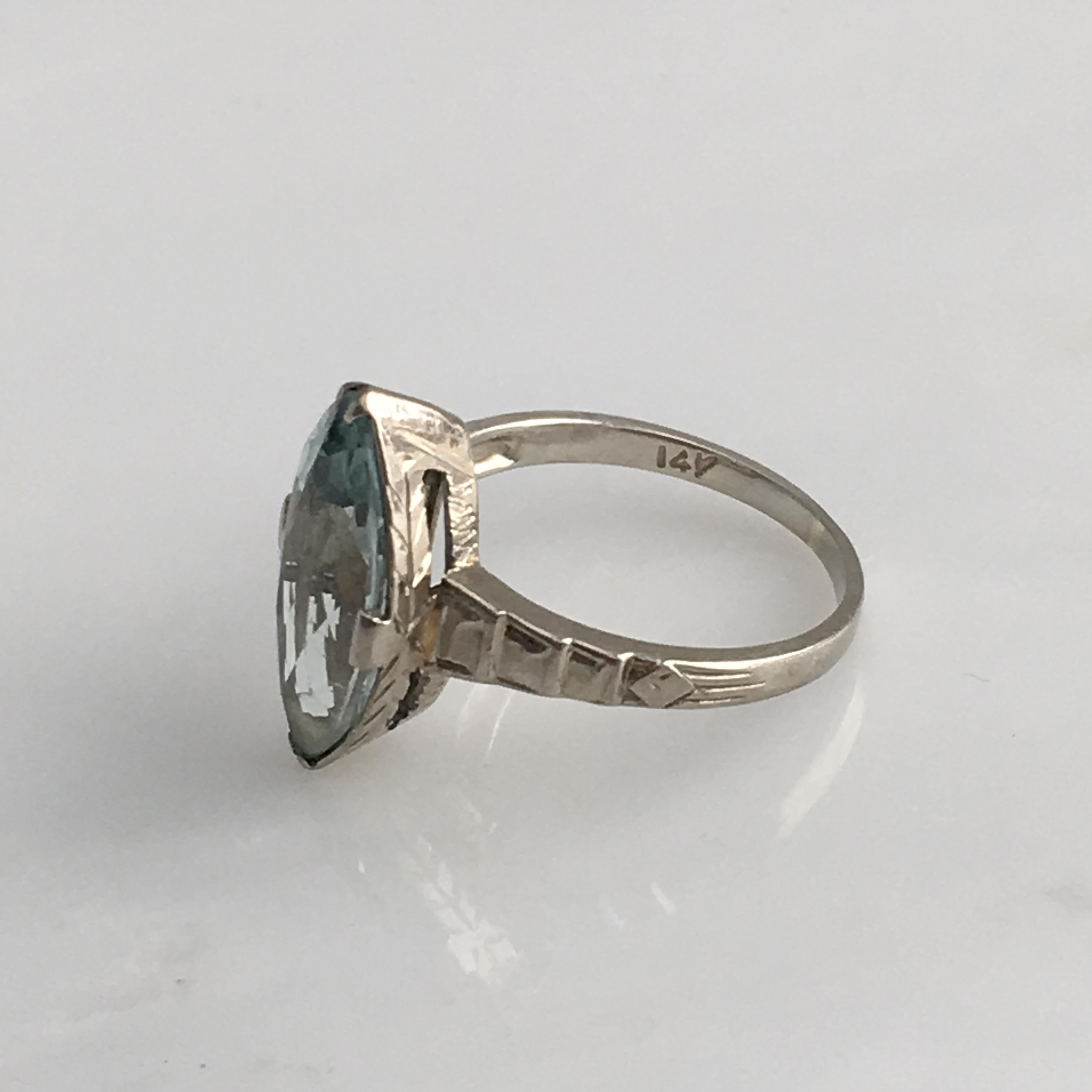 Art Deco Aquamarine 14k White Gold Filigree Ring For Sale 7