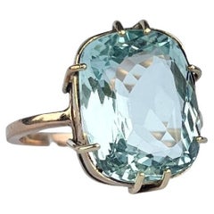 Art Deco Aquamarine and 9 Carat Gold Solitaire Ring