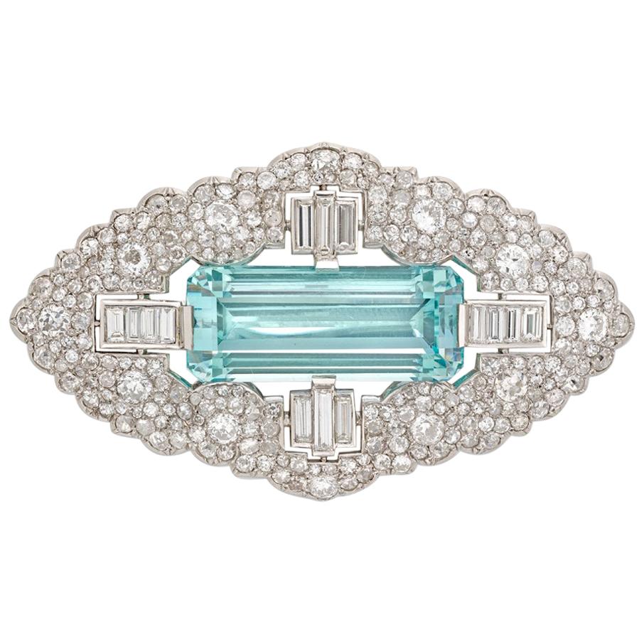 Art Deco Aquamarine and Diamond Brooch For Sale