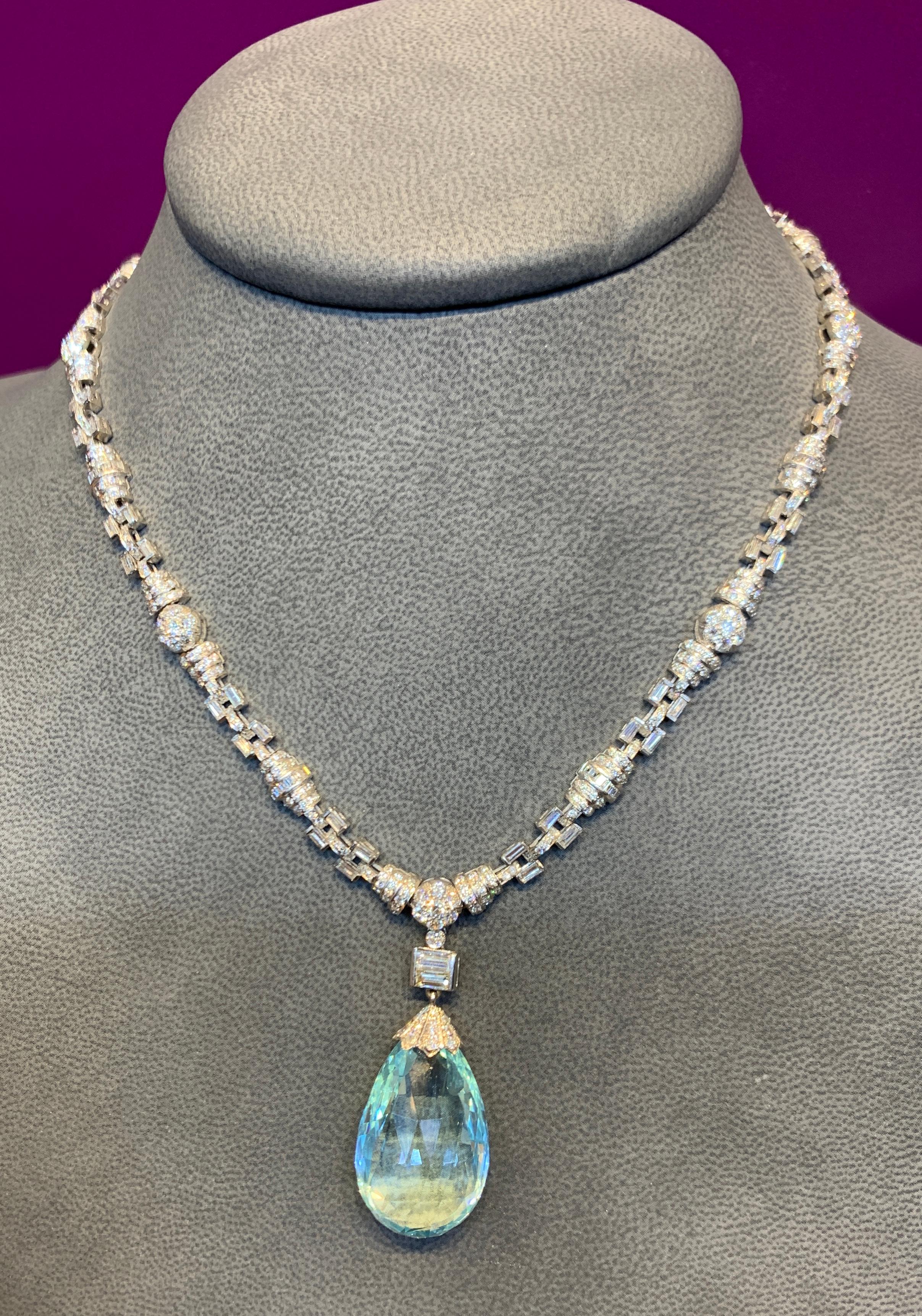 Art Deco Aquamarine and Diamond Necklace For Sale 2