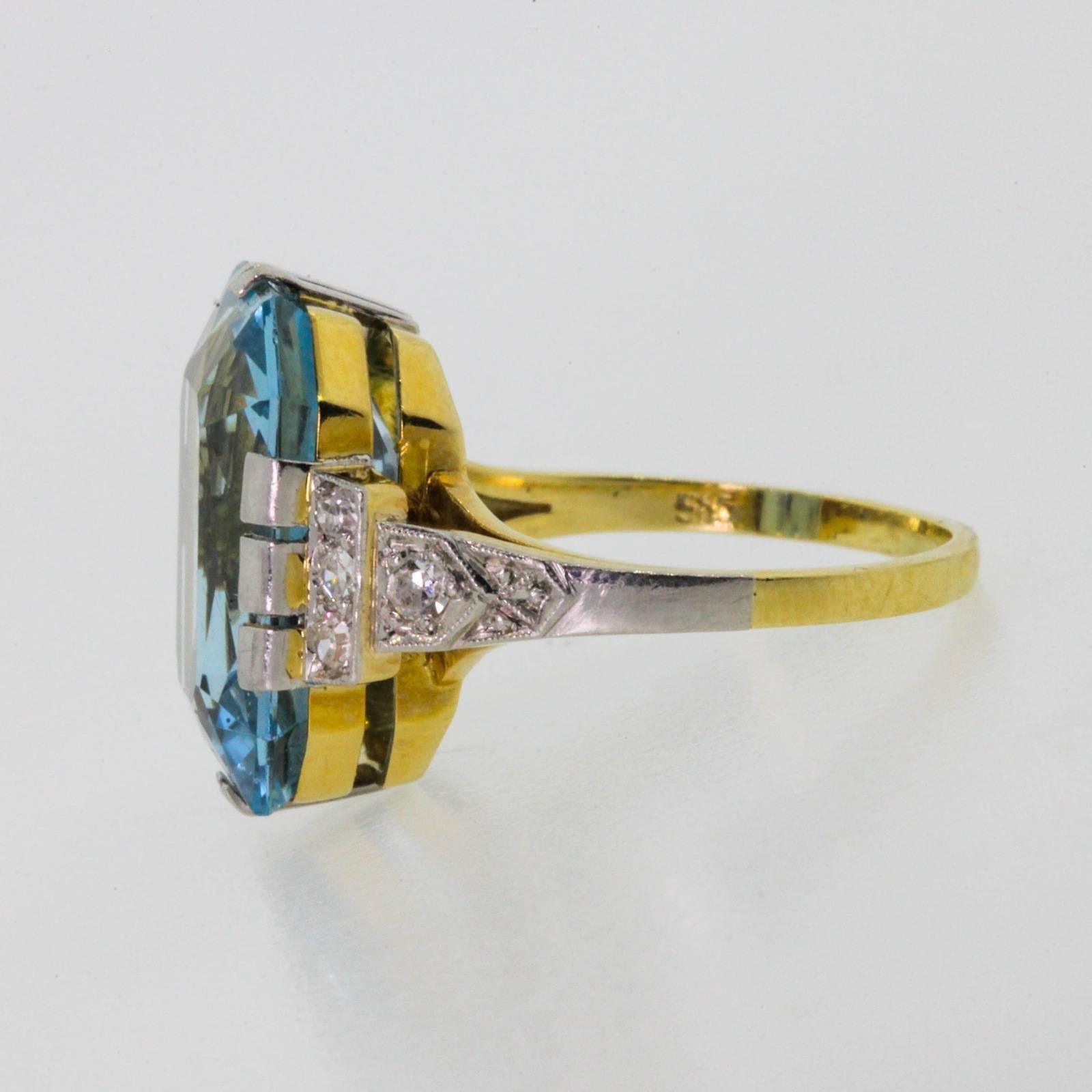 Art Deco Aquamarine and Diamond Platinum and Gold Ring 2