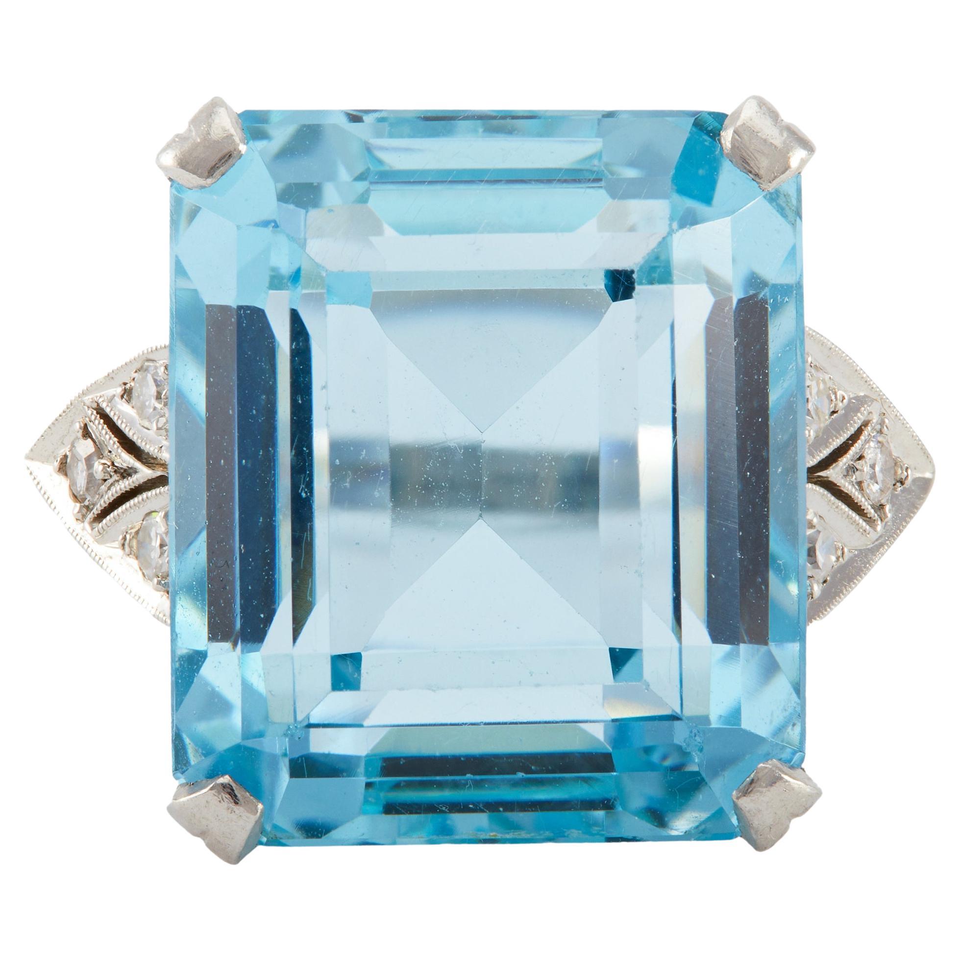 Art Deco Aquamarine and Diamond Platinum Cocktail Ring