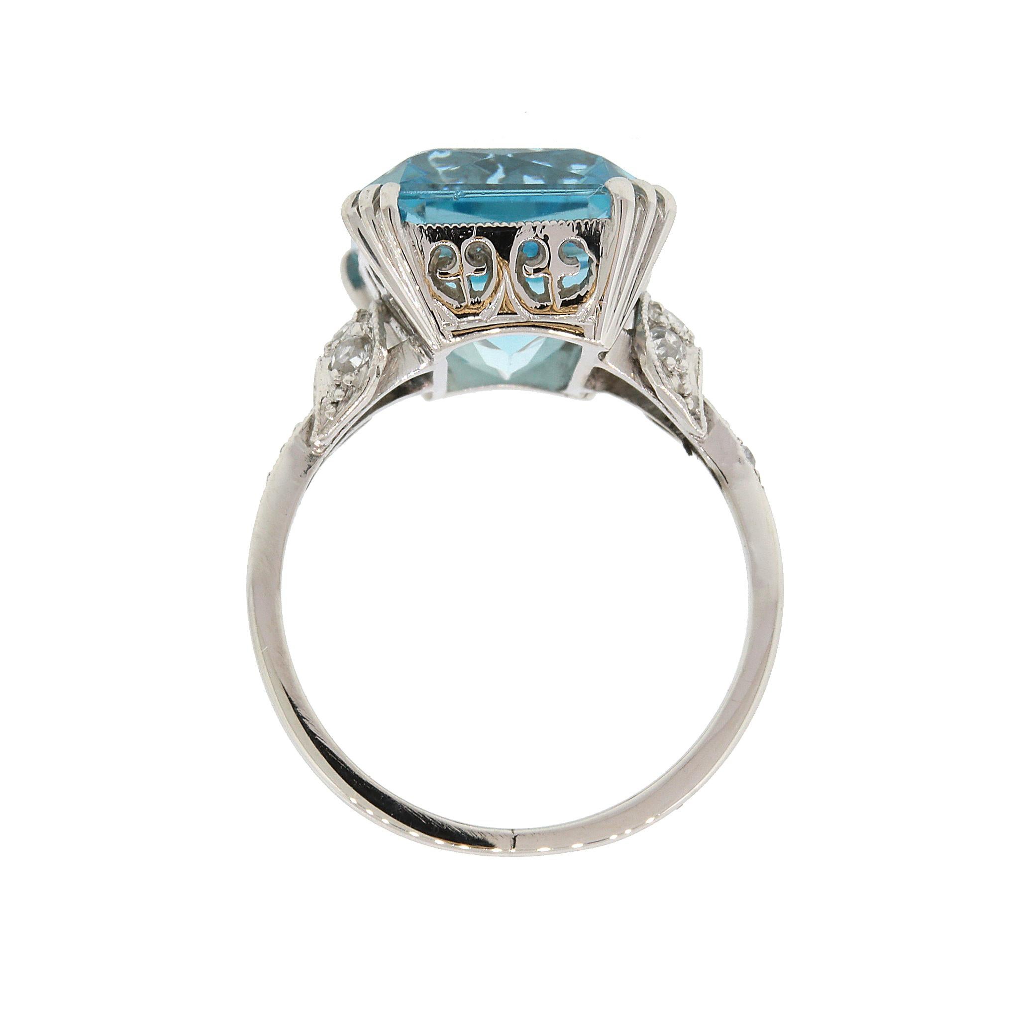 Women's or Men's Art Deco Aquamarine and Diamond Ring
