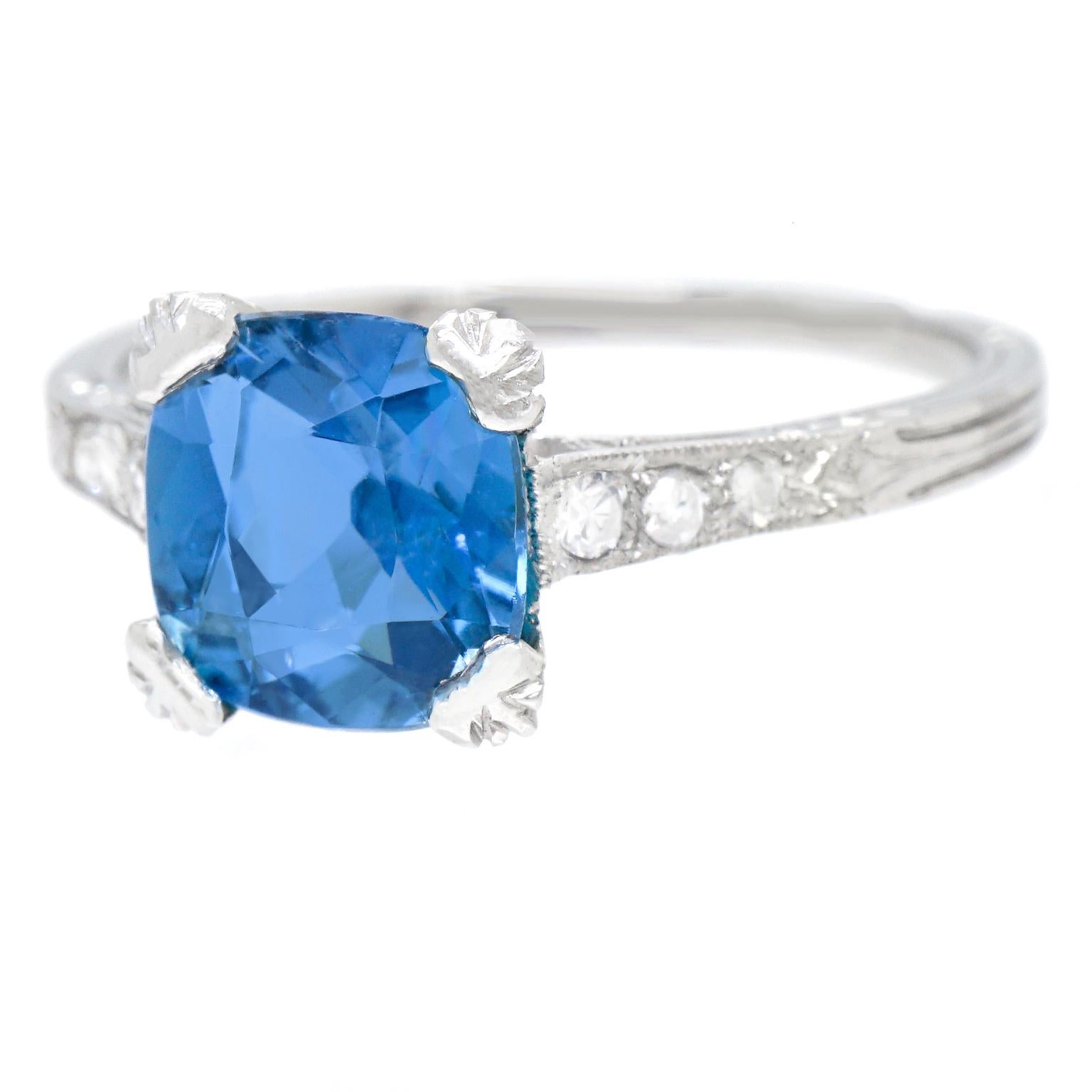 Brilliant Cut Art Deco Aquamarine and Diamond-Set Platinum Ring