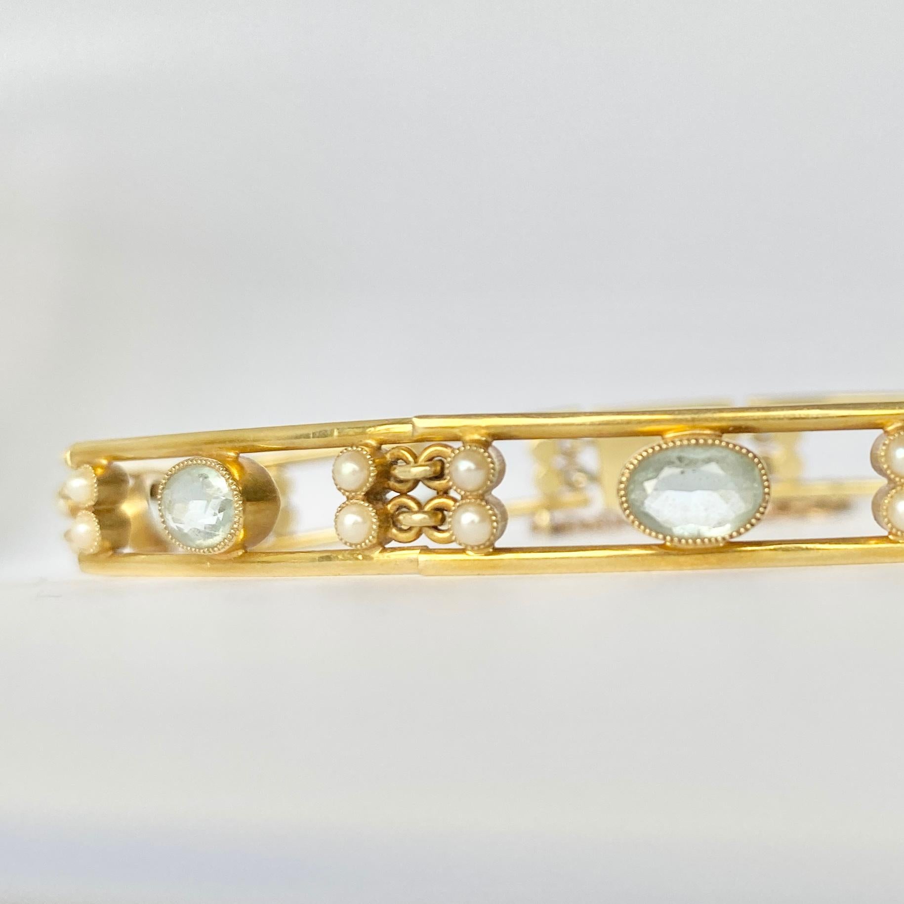aquamarine and pearl bracelet