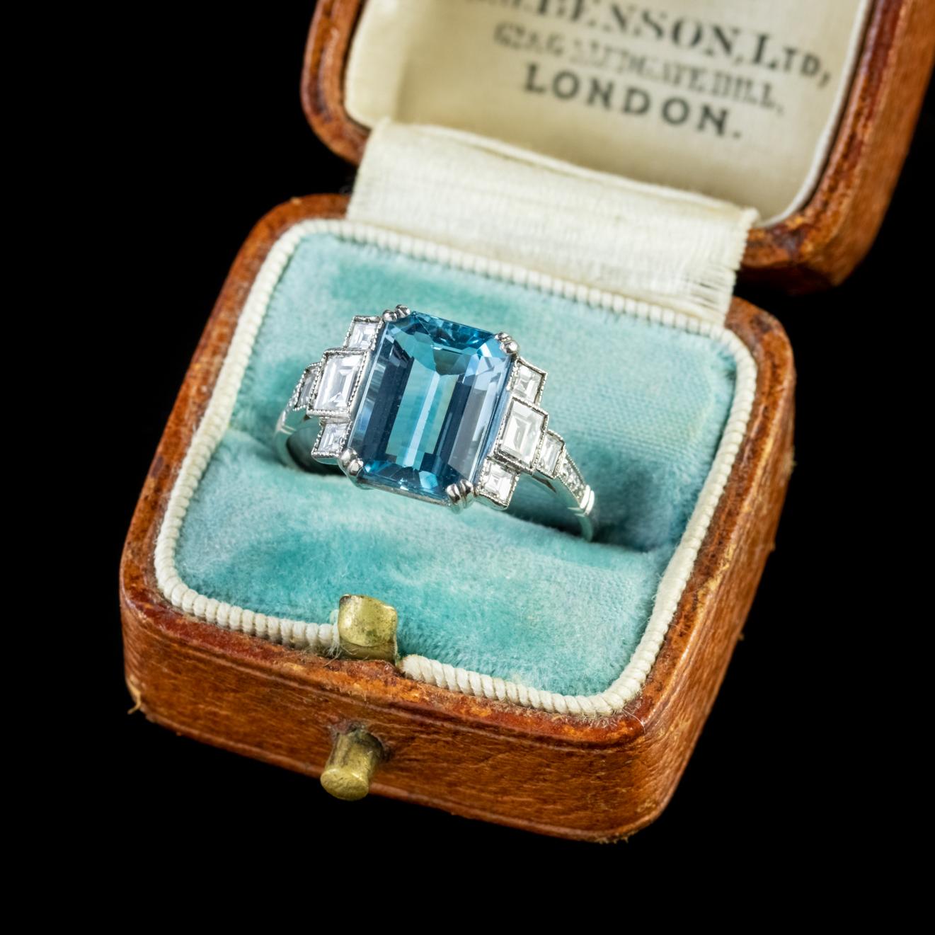 Art Deco Aquamarine Diamond 18 Carat White Gold 3.50 Carat Aqua Ring 2