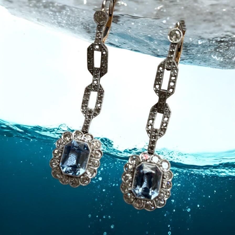 Orecchini Art Deco con acquamarina e diamanti, montati in platino. Ca. 1920's in vendita 10