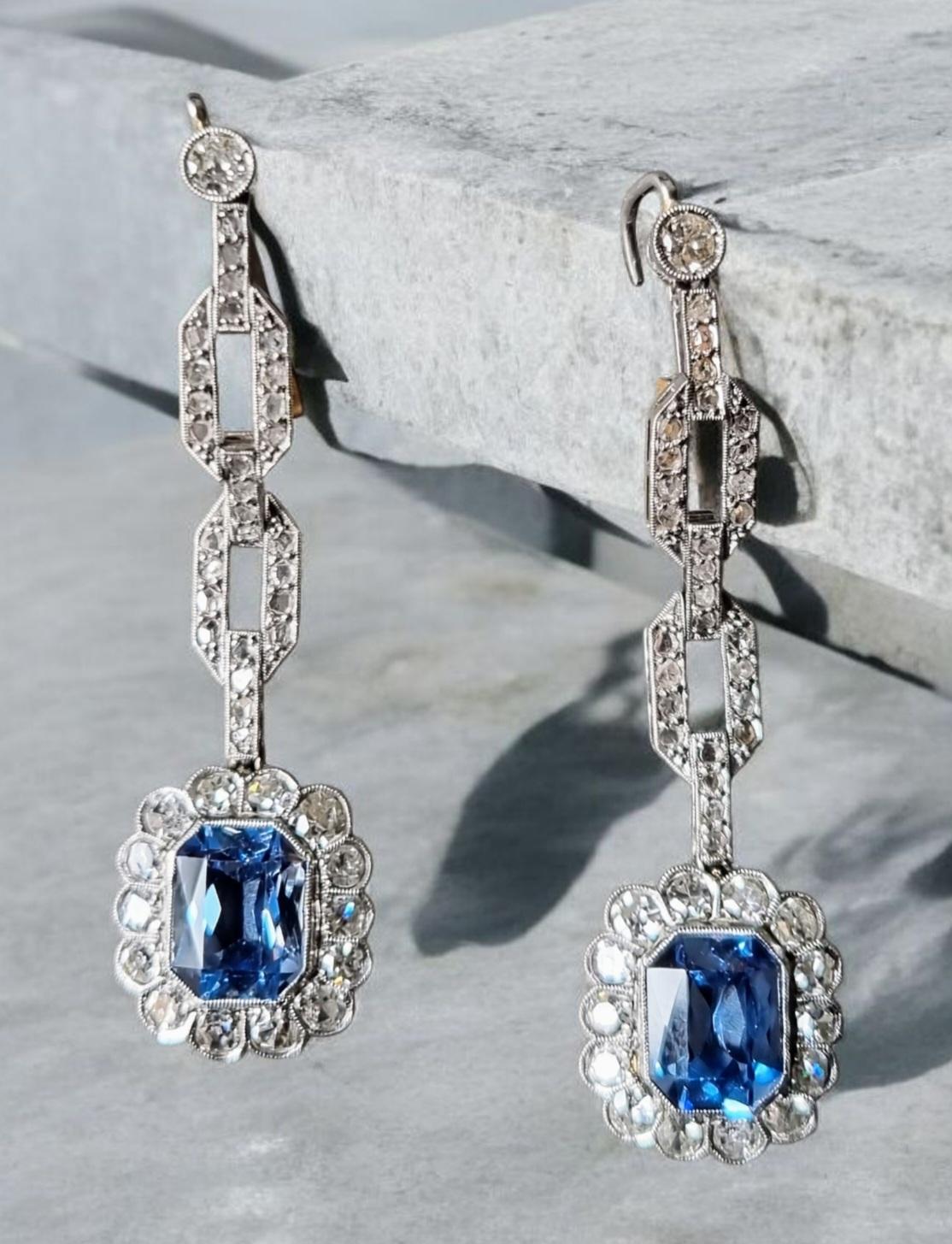 Orecchini Art Deco con acquamarina e diamanti, montati in platino. Ca. 1920's in vendita 13