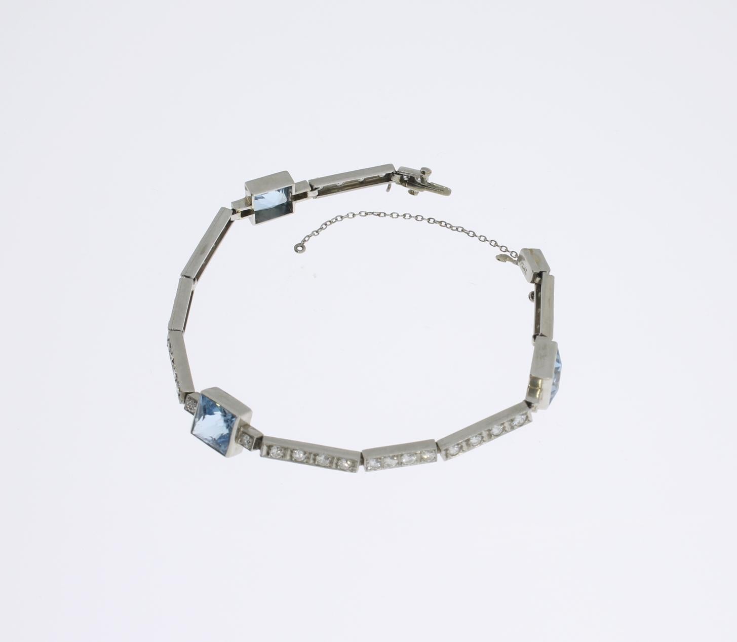 Women's Art Deco Aquamarine Diamond Platinum Bracelet For Sale