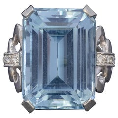 Vintage Art Deco Aquamarine Diamond Ring 14 Carat White Gold 35 Carat Aqua, circa 1930