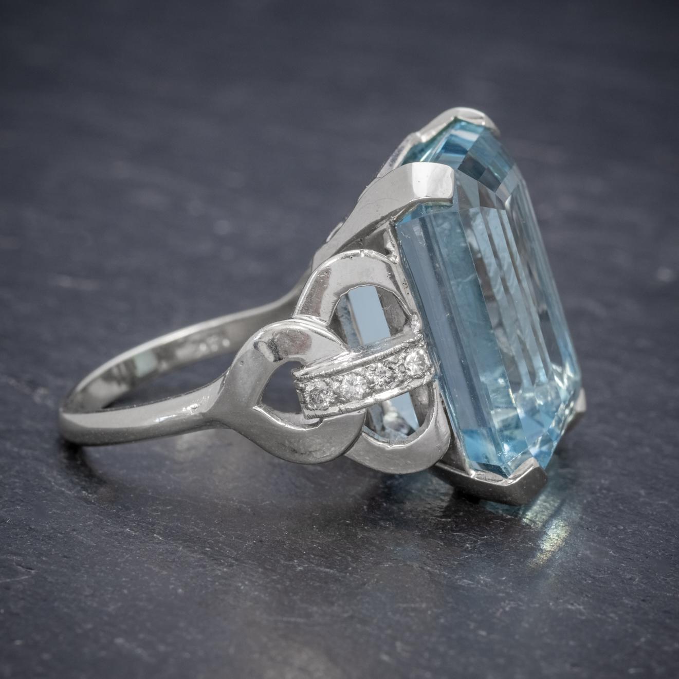Women's Art Deco Aquamarine Diamond Ring 14 Carat White Gold 35 Carat Aqua, circa 1930 For Sale