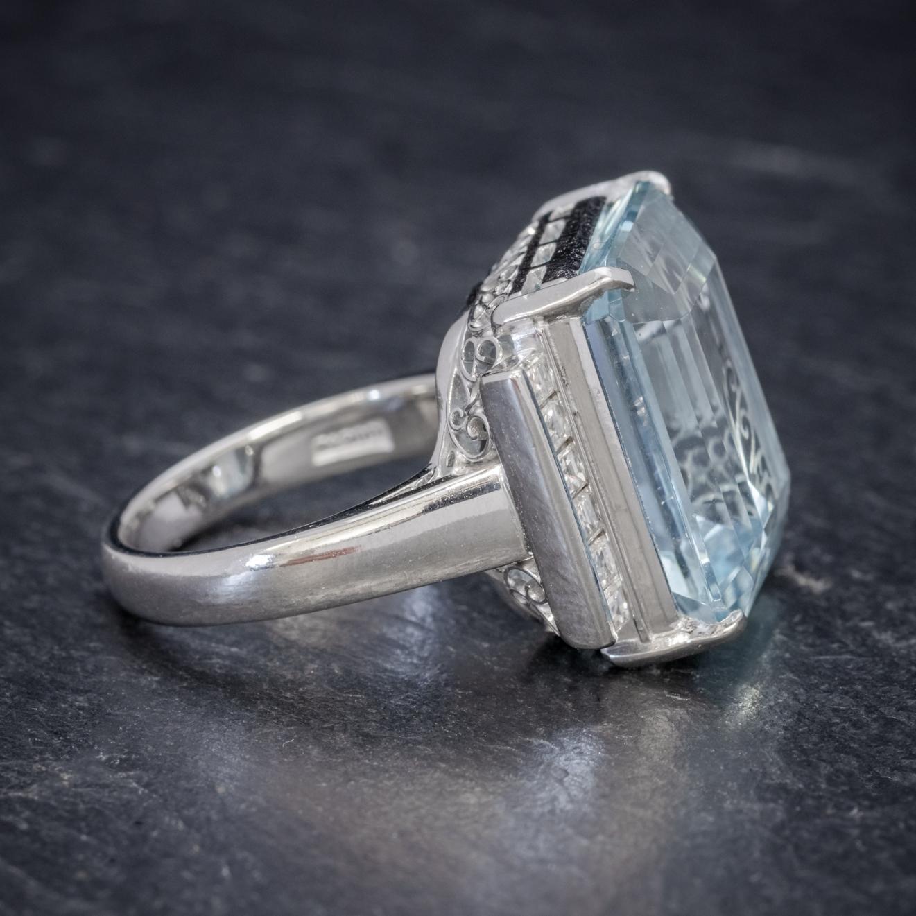 Women's Art Deco Aquamarine Diamond Ring Platinum 12 Carat Aqua, circa 1930 For Sale