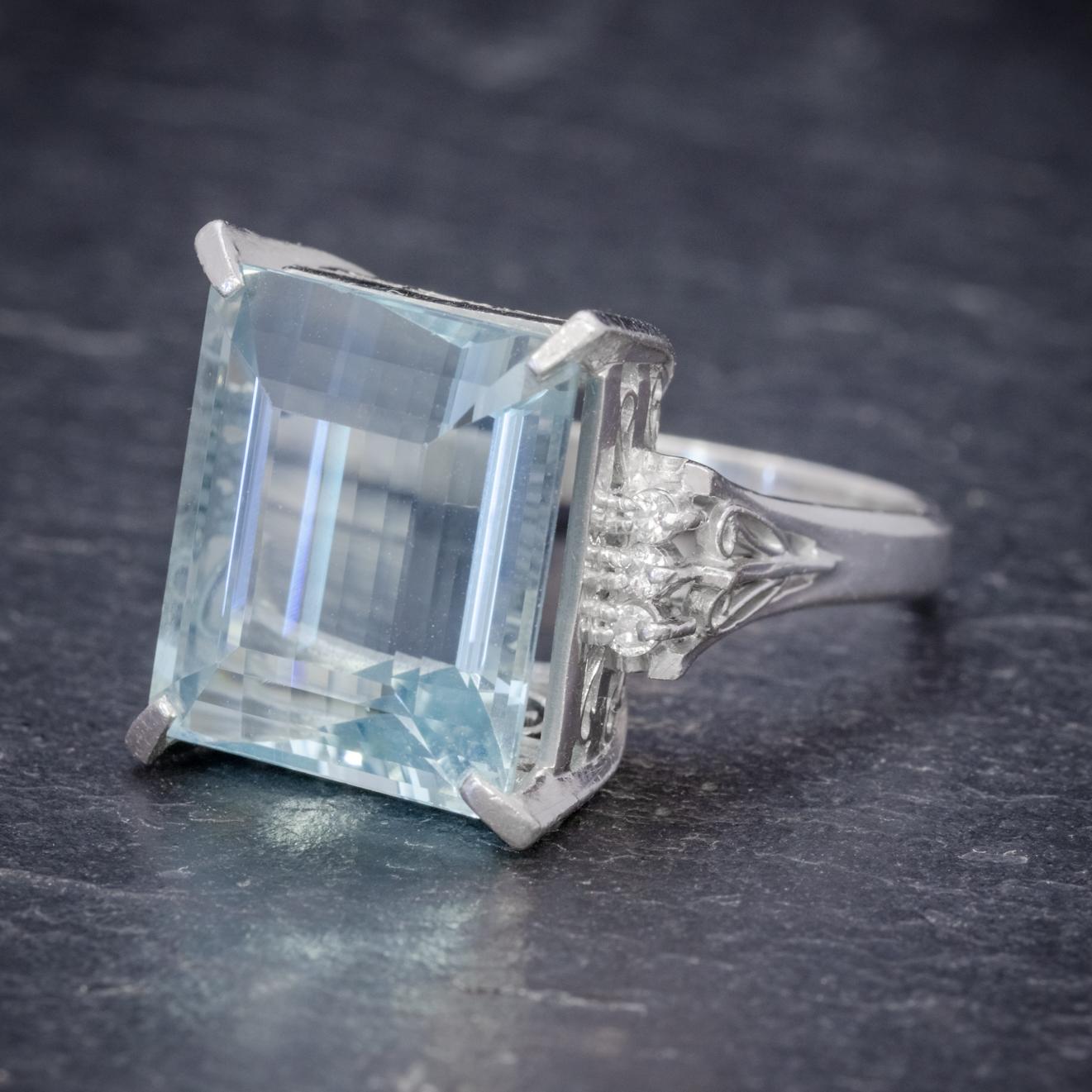 Emerald Cut Art Deco Aquamarine Diamond Ring Platinum 14.88 Carat Aqua, circa 1930 For Sale