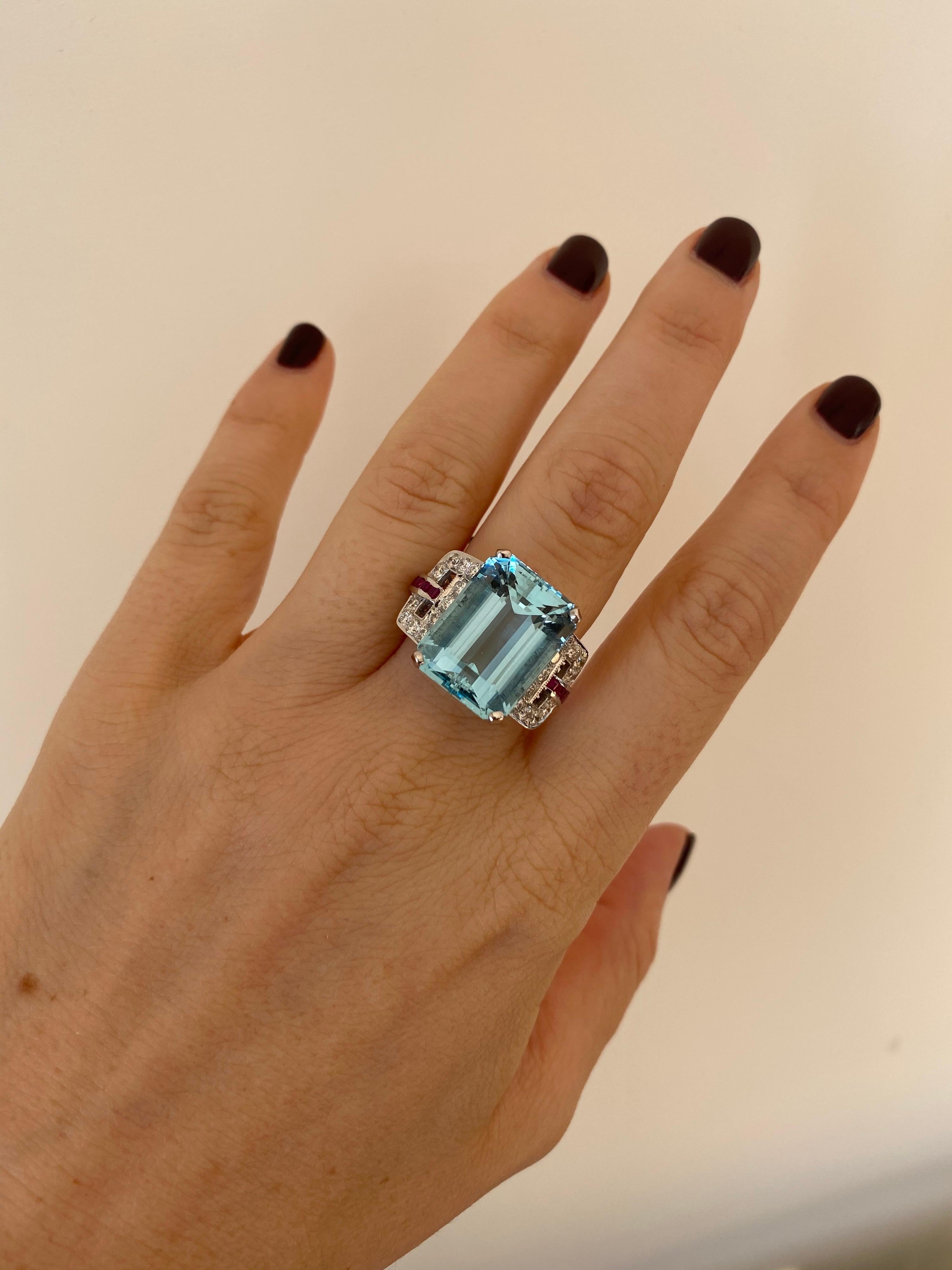 Art Deco 16 Carat Aquamarine Diamond Ruby Gold Ring 4
