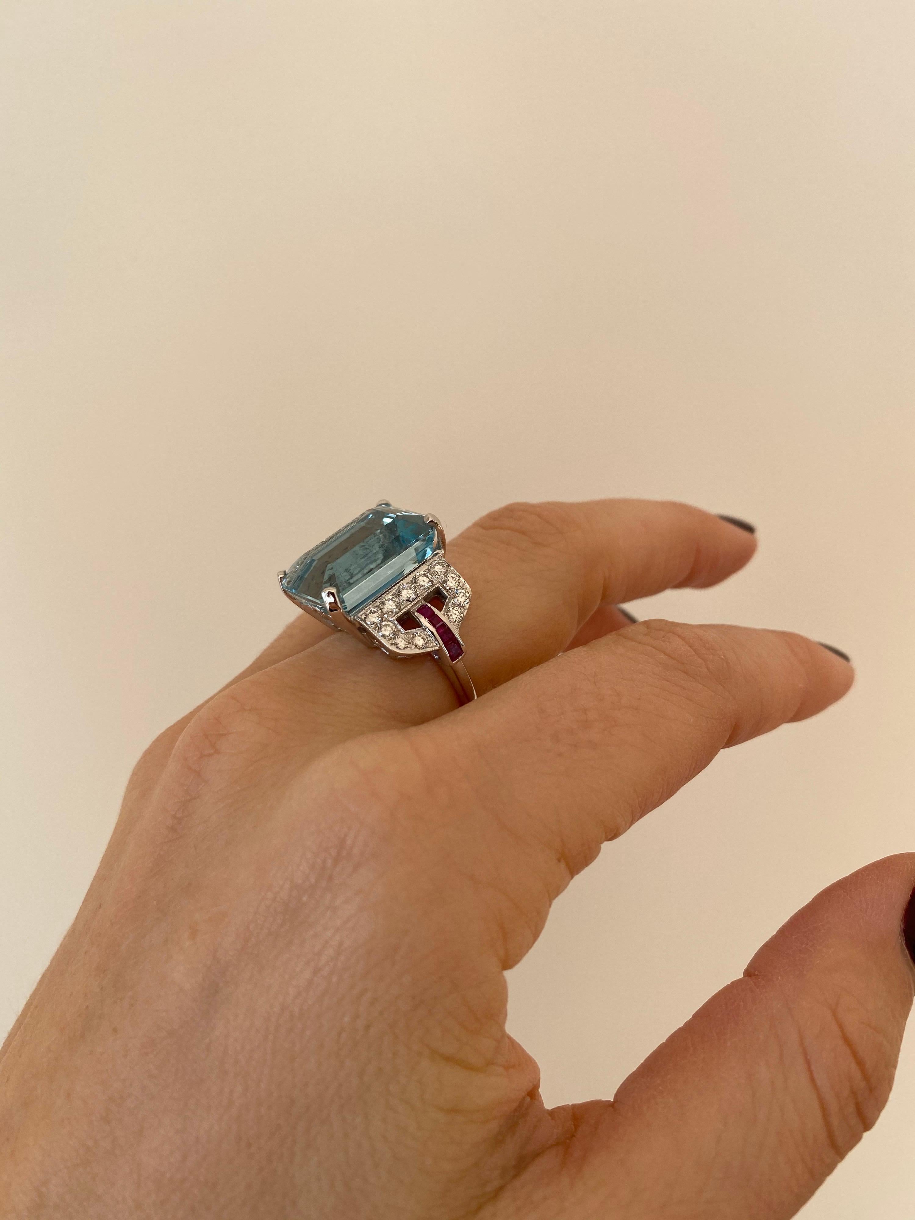 Art Deco 16 Carat Aquamarine Diamond Ruby Gold Ring 6
