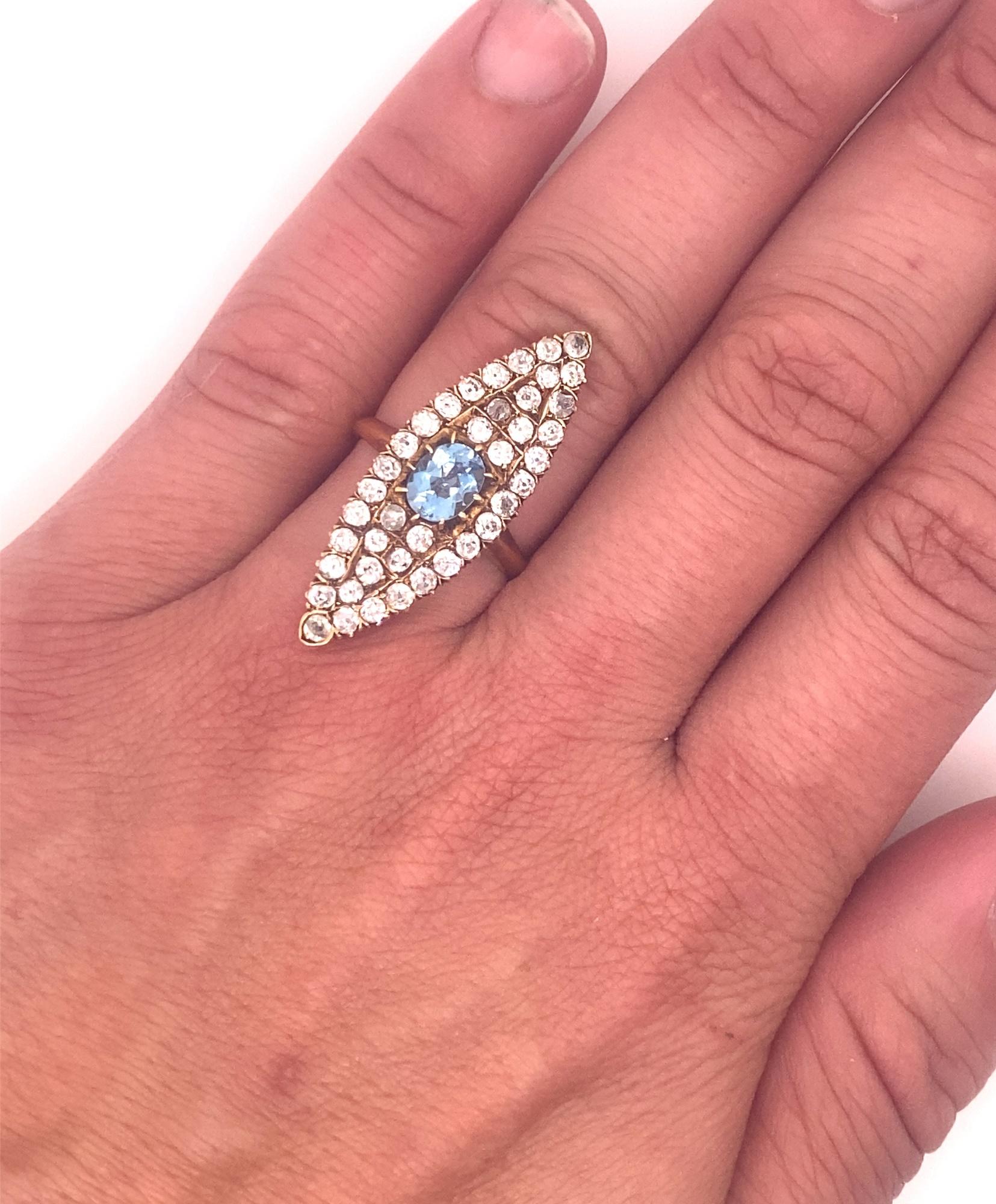 Women's Art Deco Aquamarine Diamonds Marquise Shape 18K Gold Ring For Sale