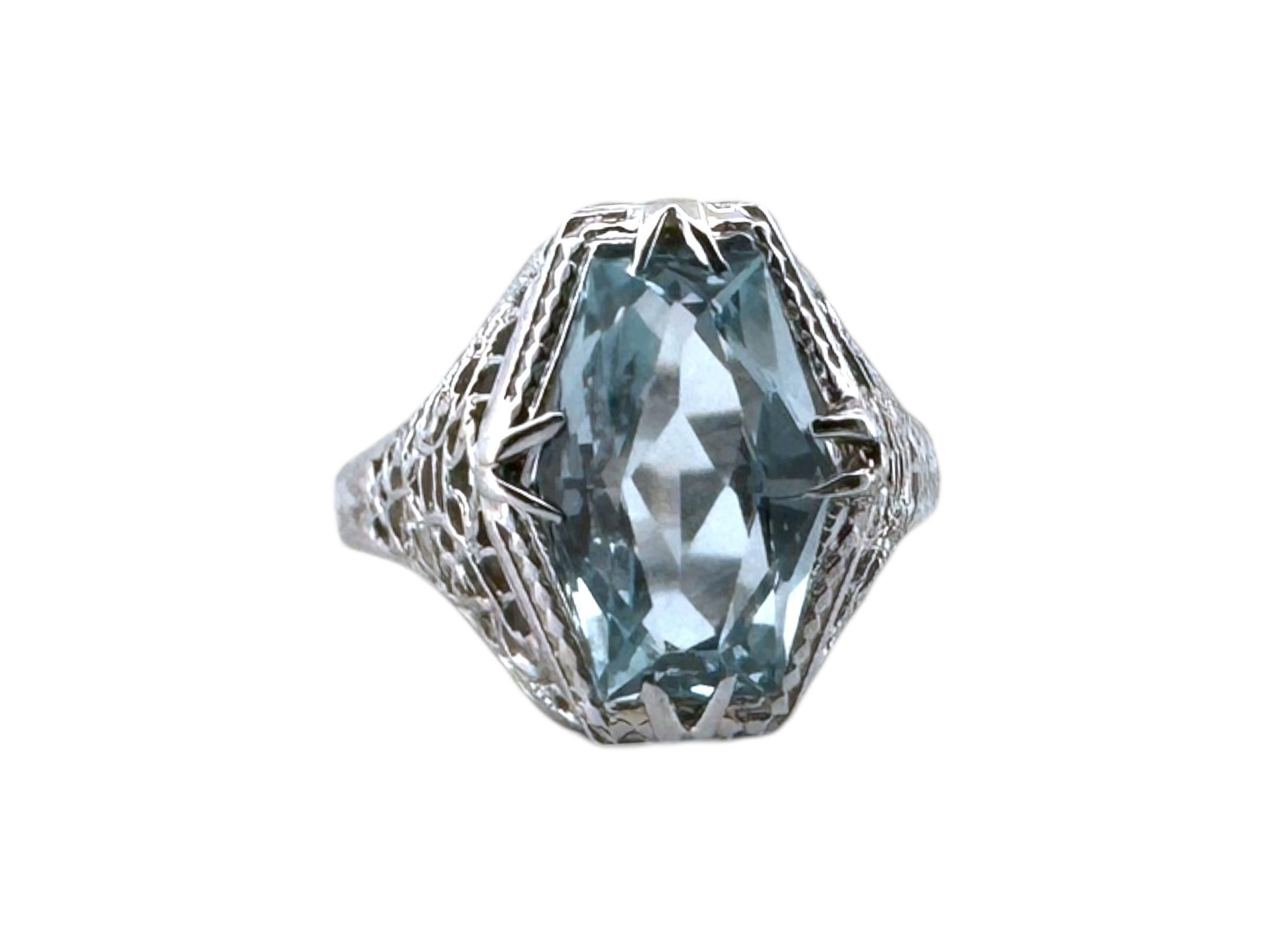 Shield Cut Art Deco Aquamarine Filigree Cocktail Ring 14K White Gold For Sale