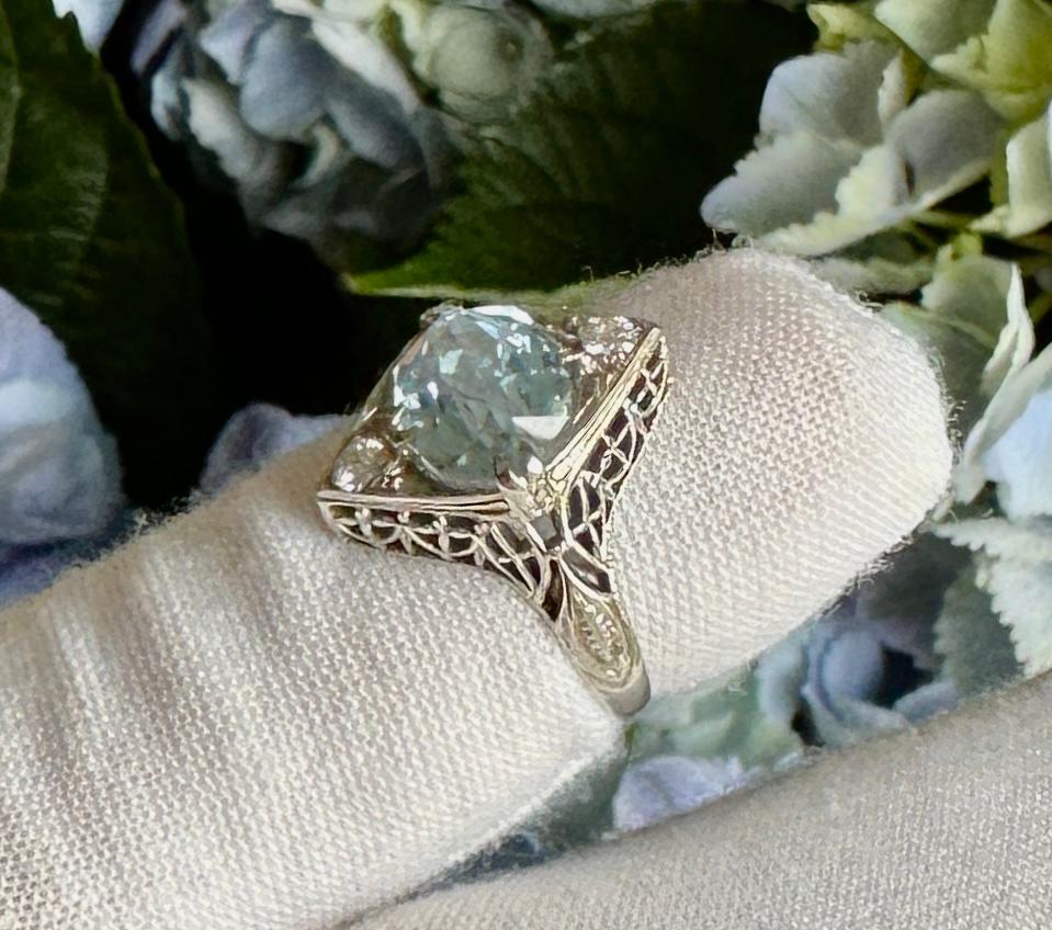 Art Deco Aquamarine Old Mine Diamond Ring 18 Karat White Gold Engagement Ring For Sale 1