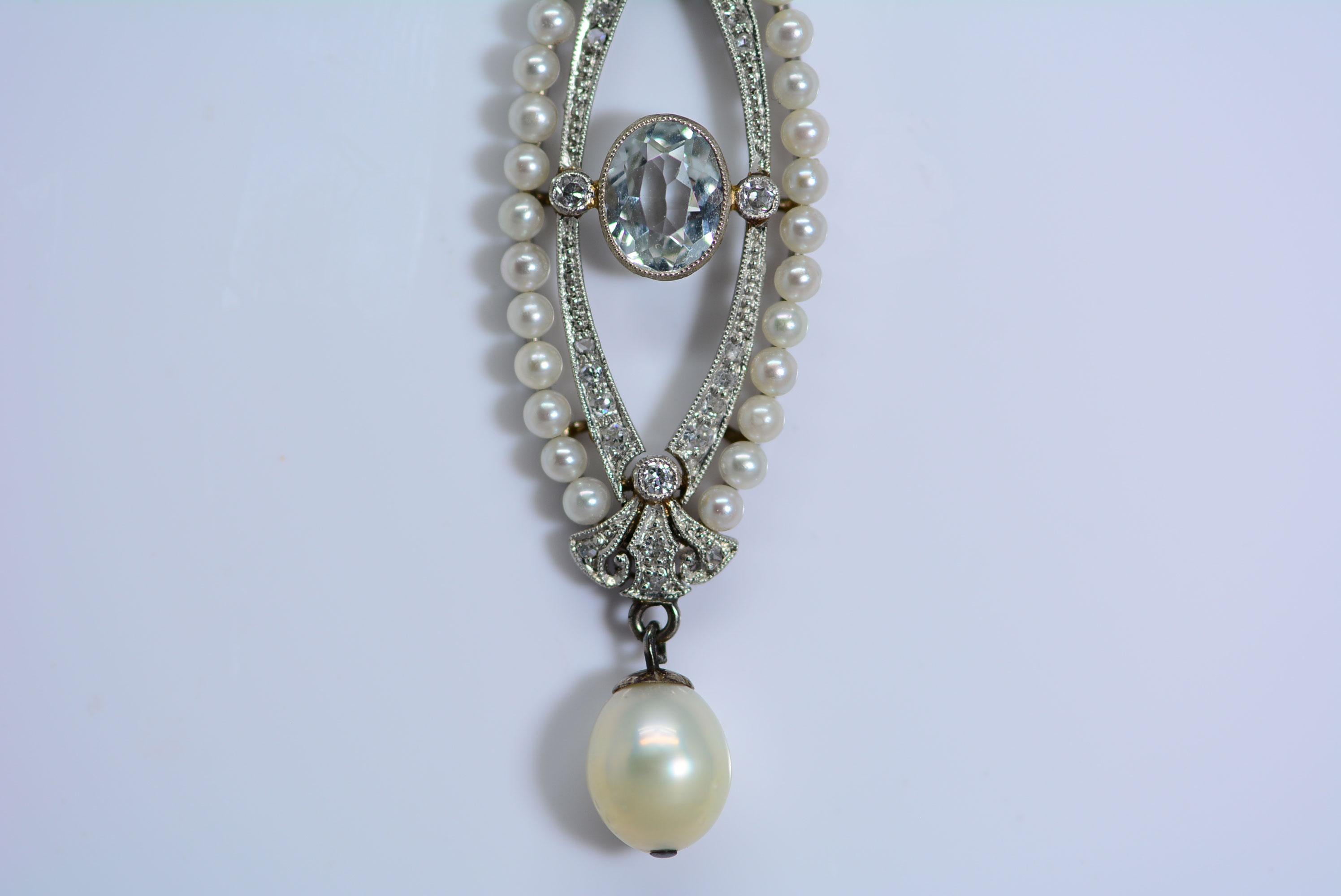 Art Deco Aquamarine, Pearl, and Diamond Platinum Pendant For Sale 2
