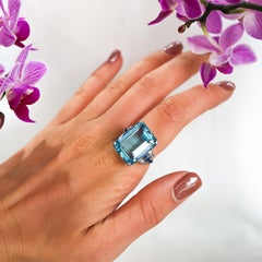 Art Deco Aquamarine Sapphire Diamond and Platinum Ring, Circa 1935