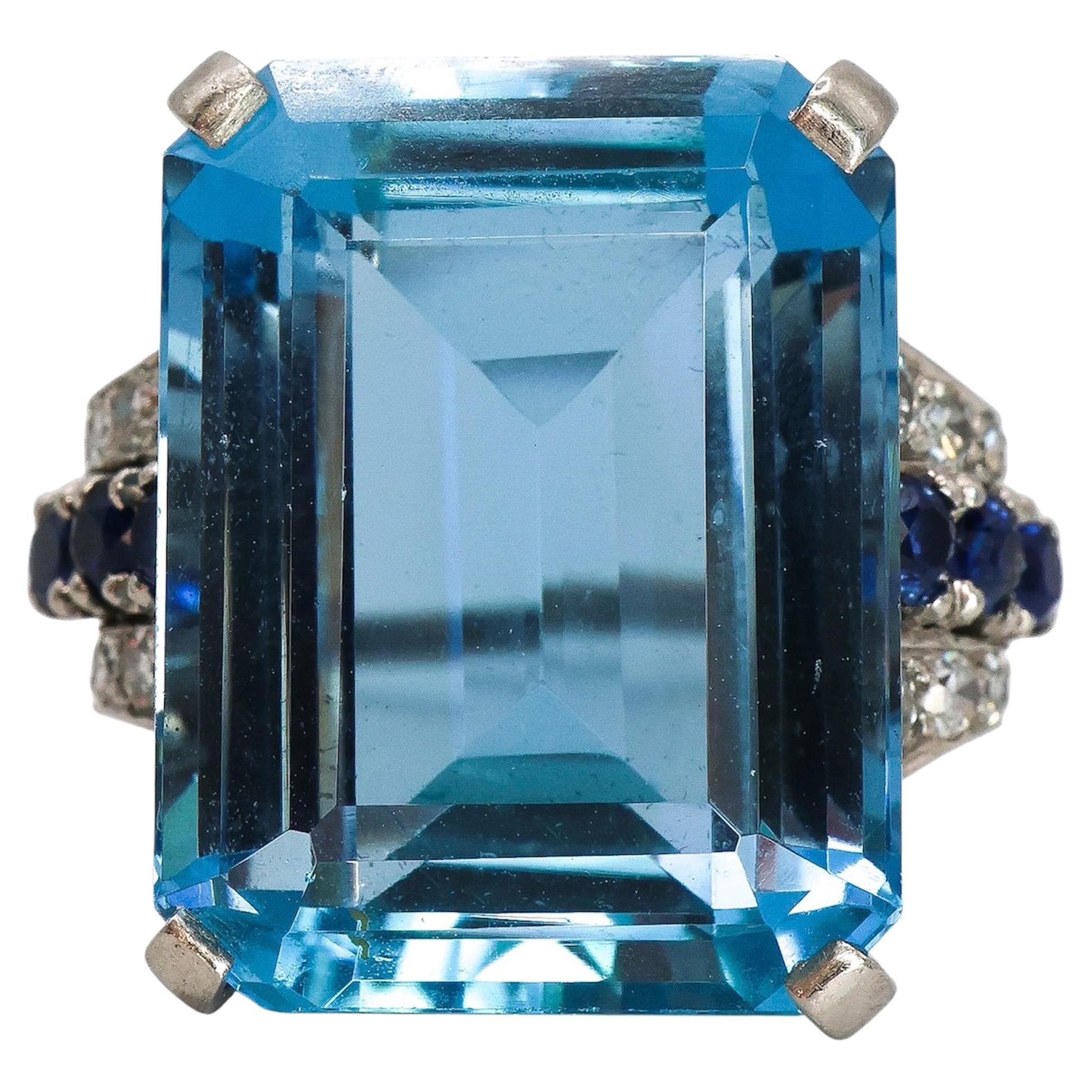 Art Deco Aquamarin Saphir Diamant und Platin Ring, CIRCA 1935 im Angebot