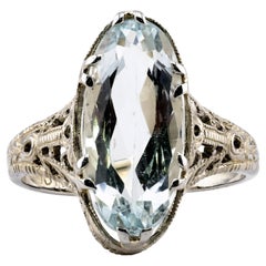 Art Deco Aquamarine Solitaire Filigree Vintage Ring in 18 Karat White Gold