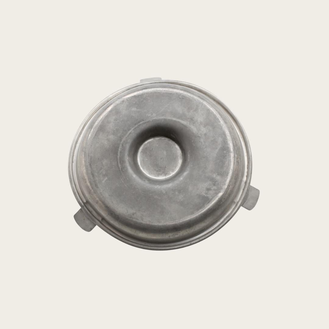 Art Deco Archer Aschenbecher von Svenska Metallverken/ SVM Handarbete für Svenskt Tenn (Schwedisch) im Angebot