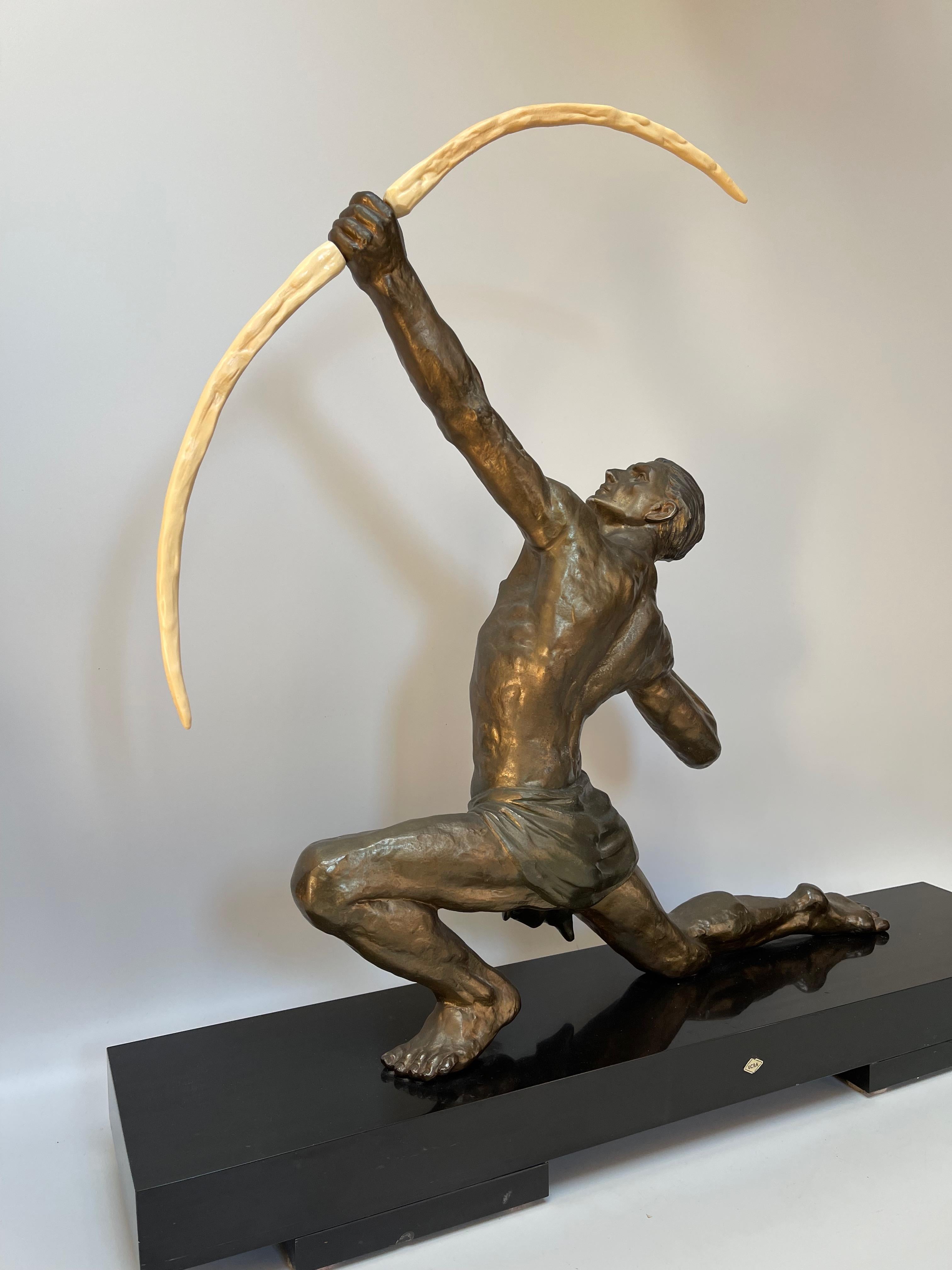 Art deco archer sculpture by Jean de Roncourt For Sale 5
