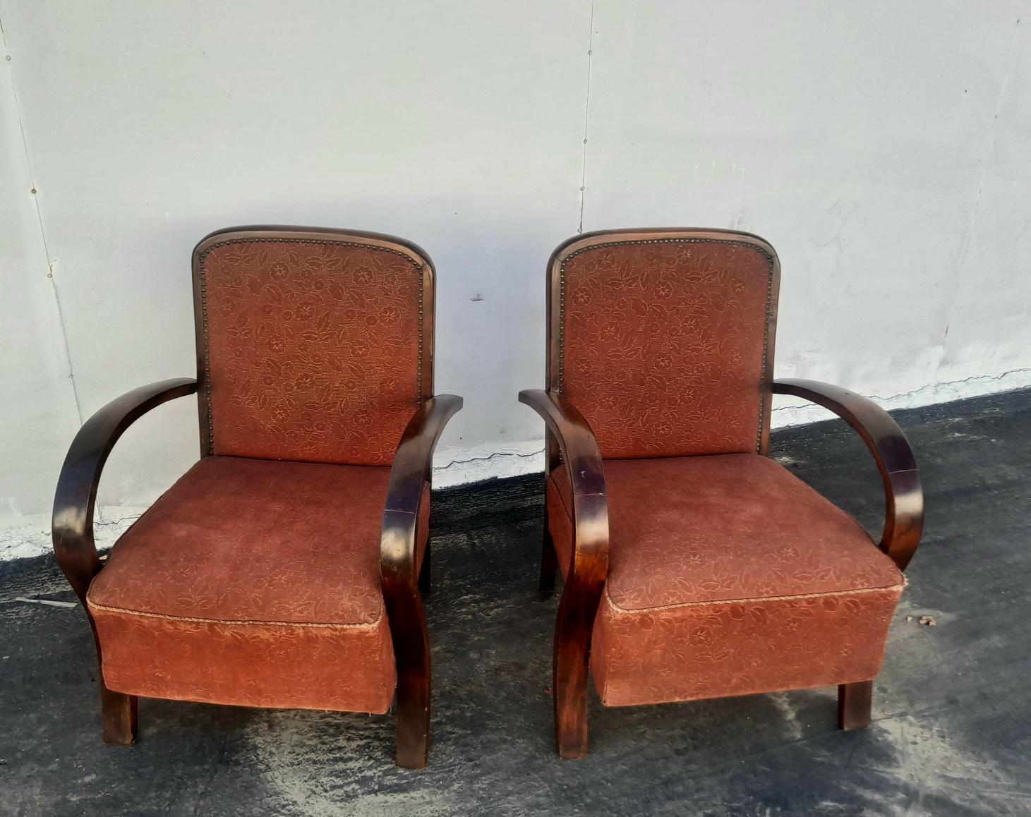 French Art Deco arm chairs .
the chairs are in good original condition but we recommend upholstery. Chairs are on the walnut wood frame. We ofer refinishing and reupholstery service.