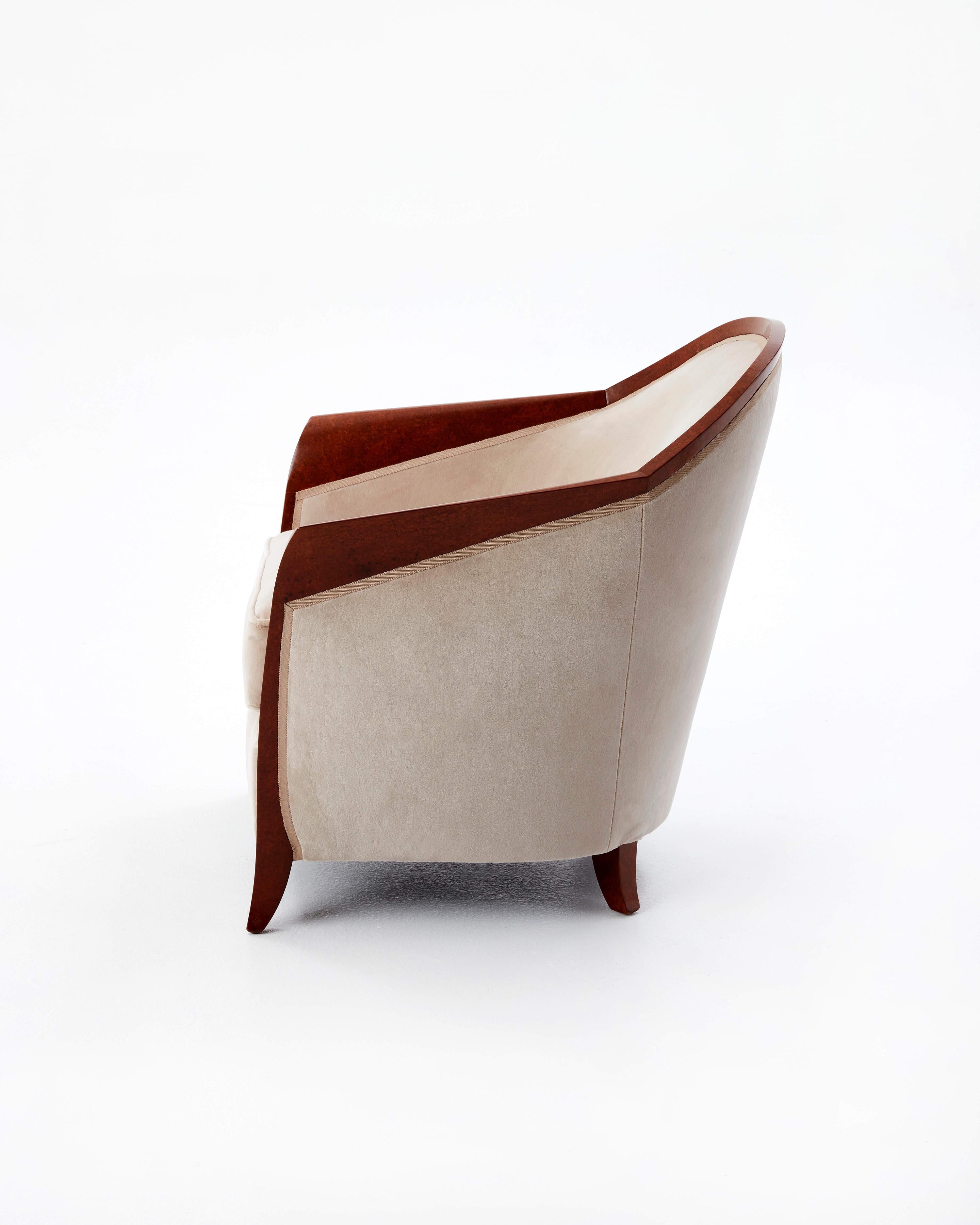 Art Deco Armchair and Footstool in Walnut Veneer, Attributed to Dominique, 1930s (Französisch) im Angebot