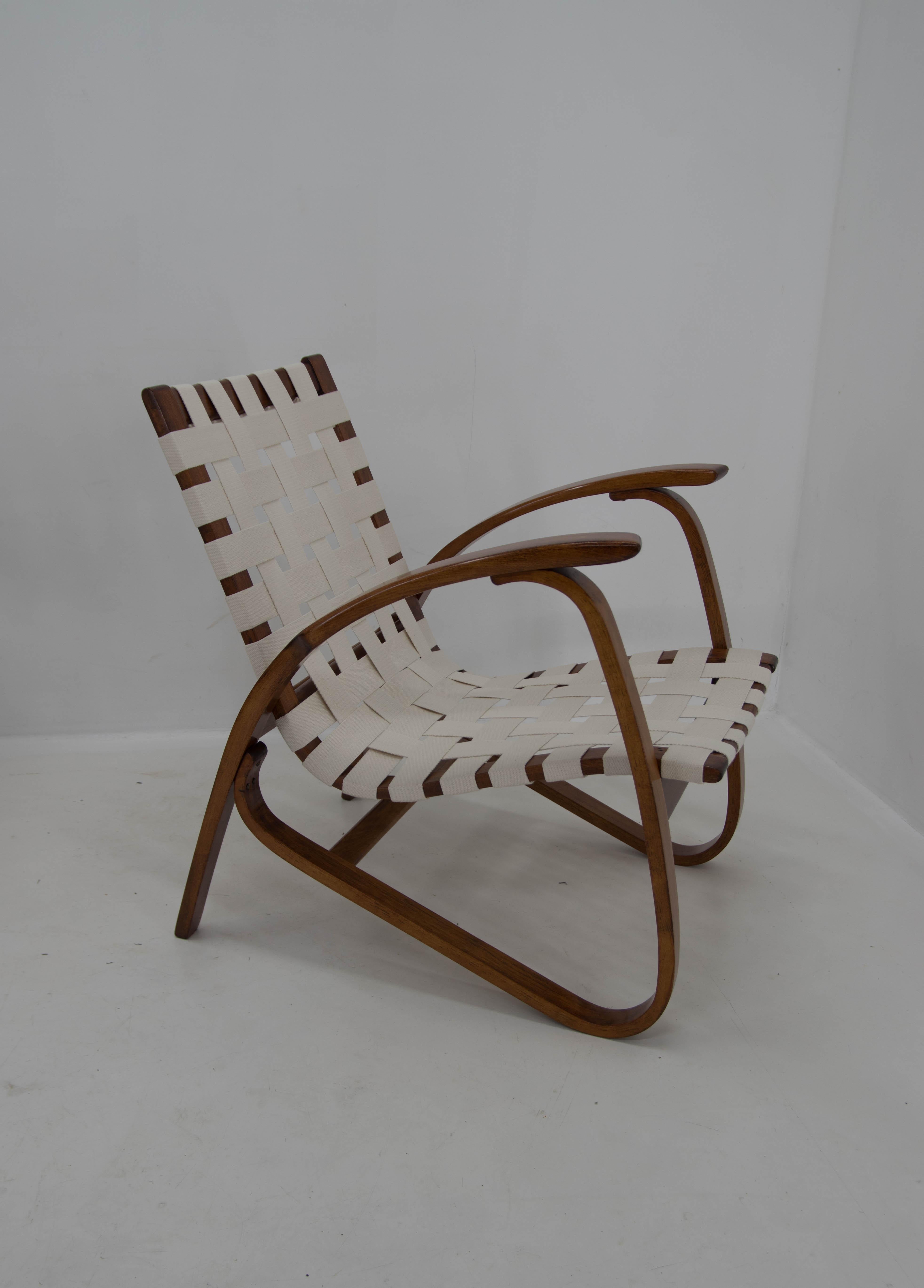 Art-Déco-Sessel von Jan Vanek, 1930er Jahre, Weitere Objekte verfügbar im Zustand „Hervorragend“ im Angebot in Praha, CZ