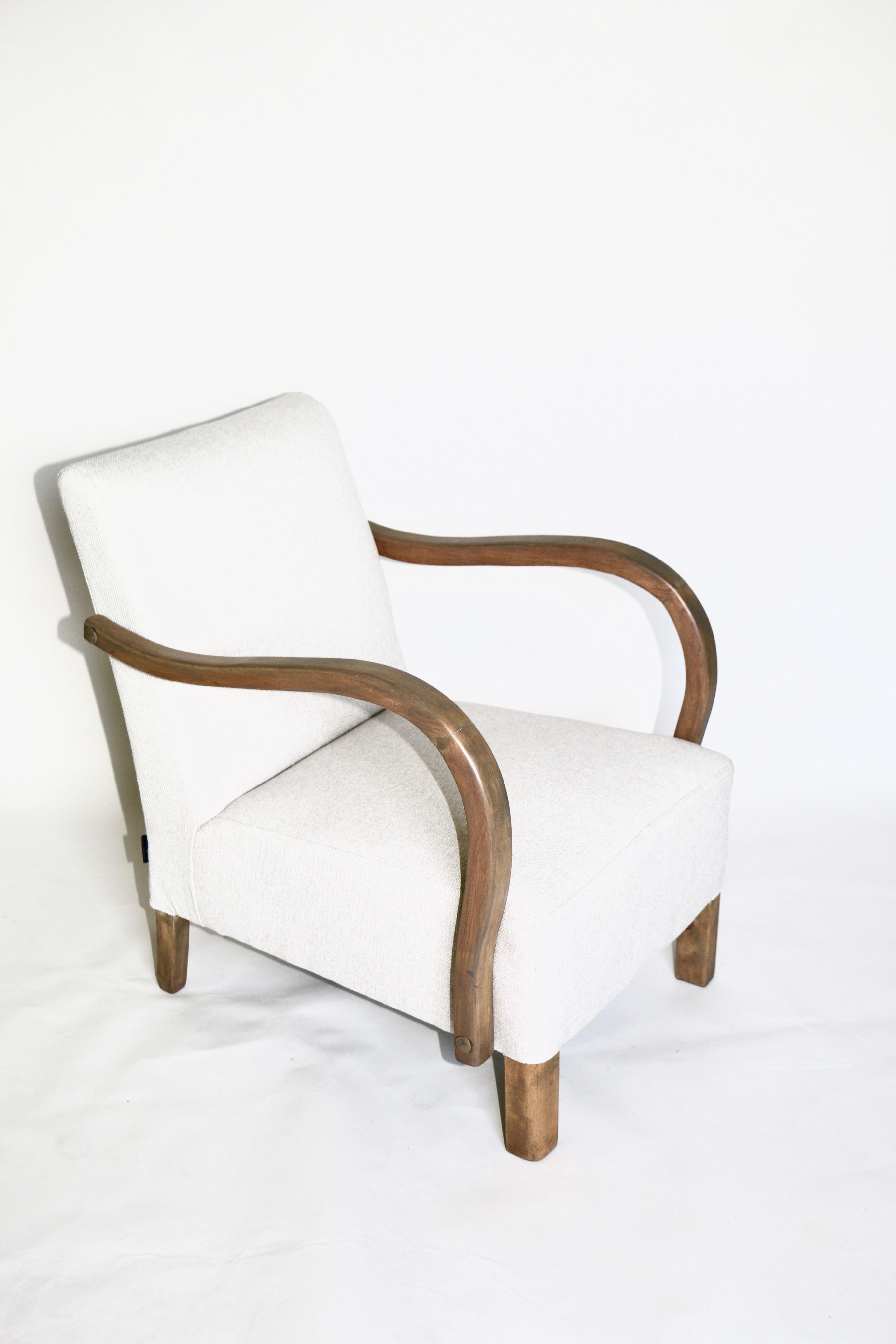 Art Deco Armchair in beige from 20th Century For Sale 3