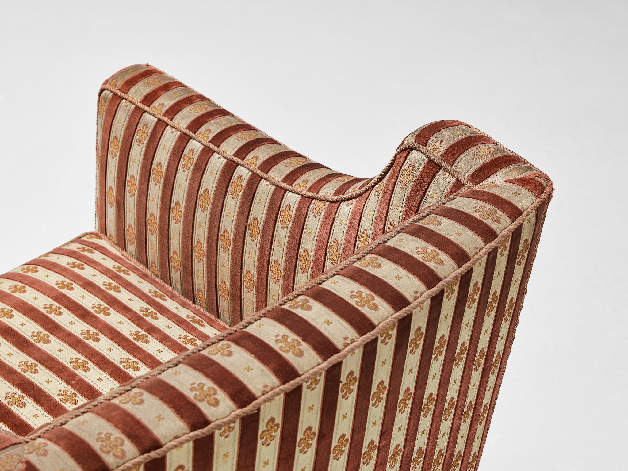 Art Deco Armchair in Red Striped Fleurs de Lit Pattern Upholstery  In Good Condition In Waalwijk, NL