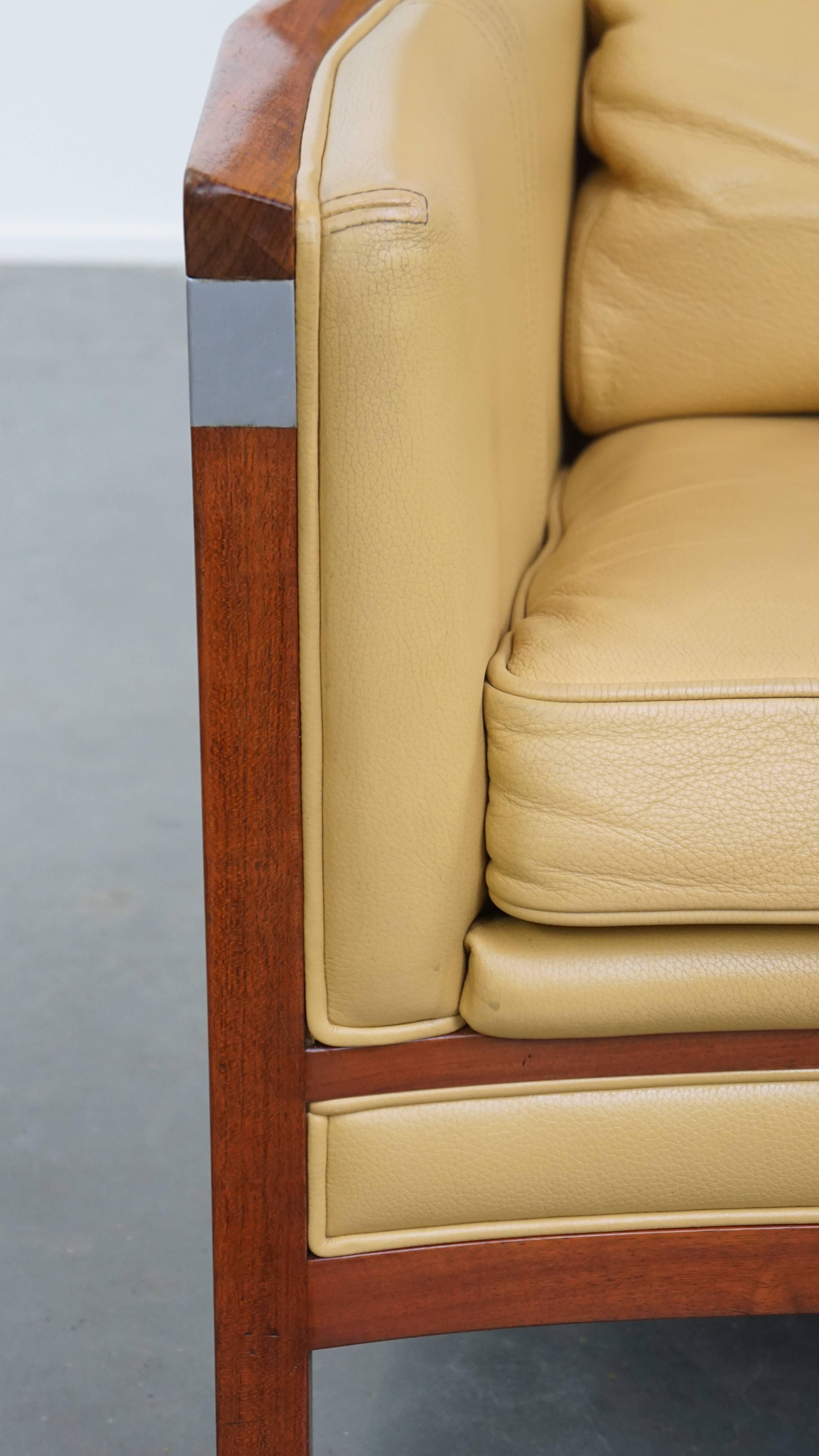 Fauteuil Art Déco en cuir jaune avec dossier haut en vente 5
