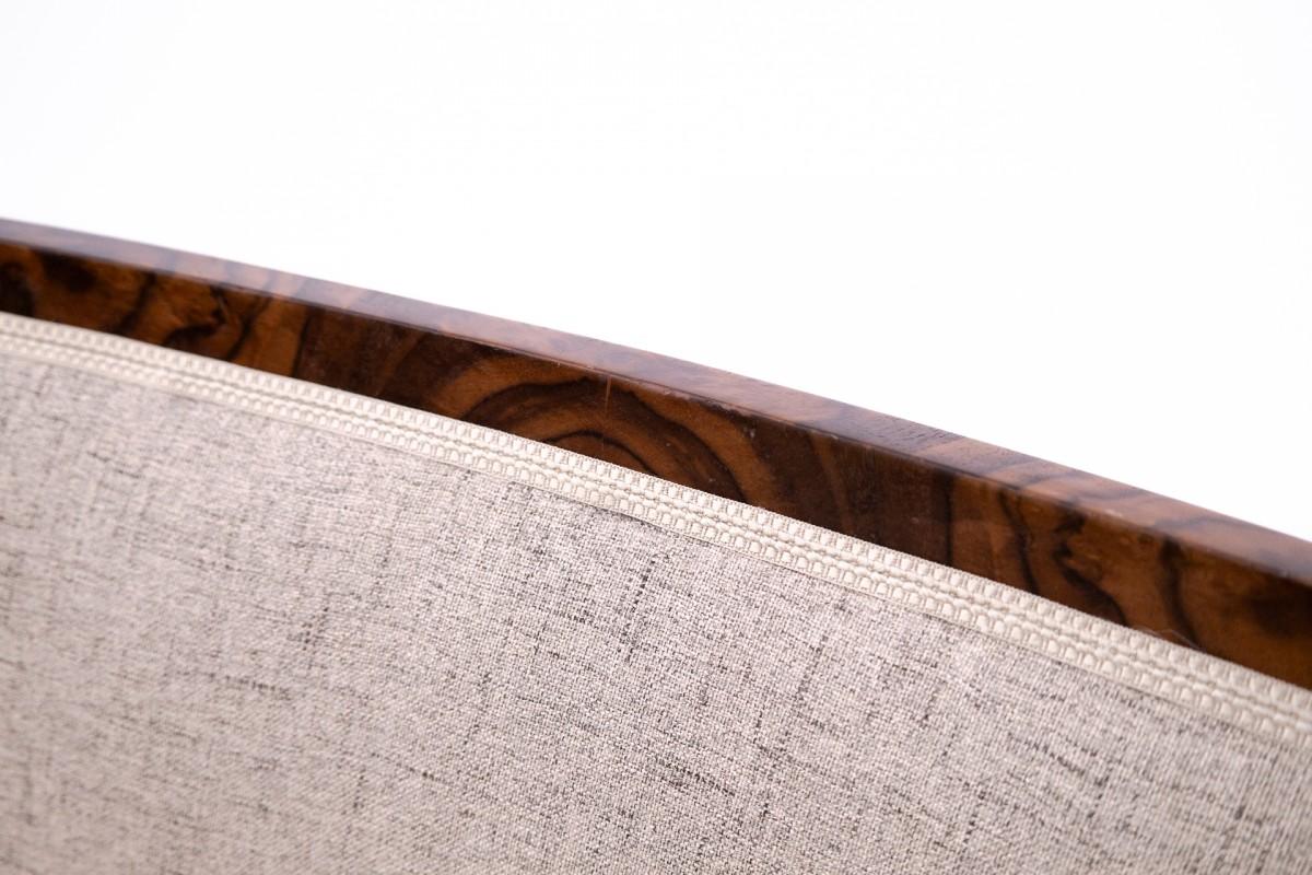 Noyer Fauteuil Art déco, Pologne, années 1940 en vente