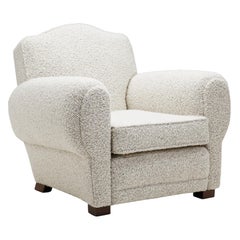 Fauteuil Art Déco tapissé en bouclé, Europe vers 1930